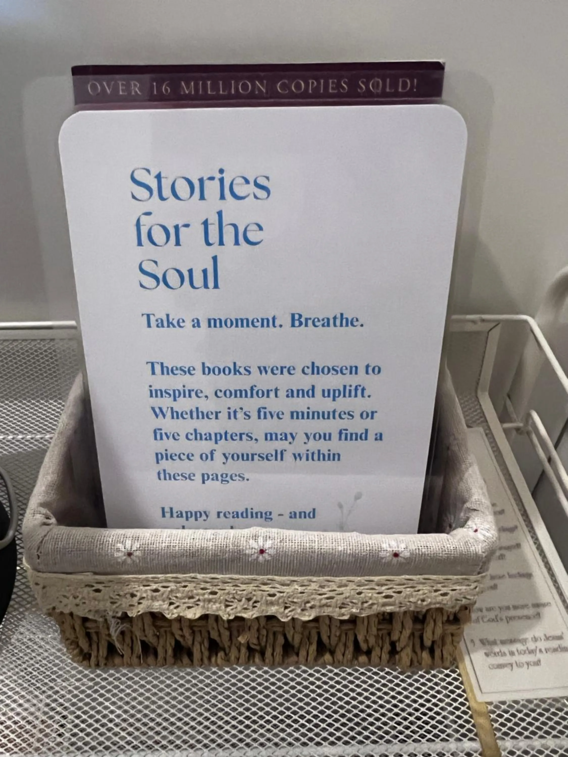 Communal lounge/ TV room in Family Haven Serin West Tagaytay - 6 Pax - Taal View - Full Kitchen - FAST Wi-Fi