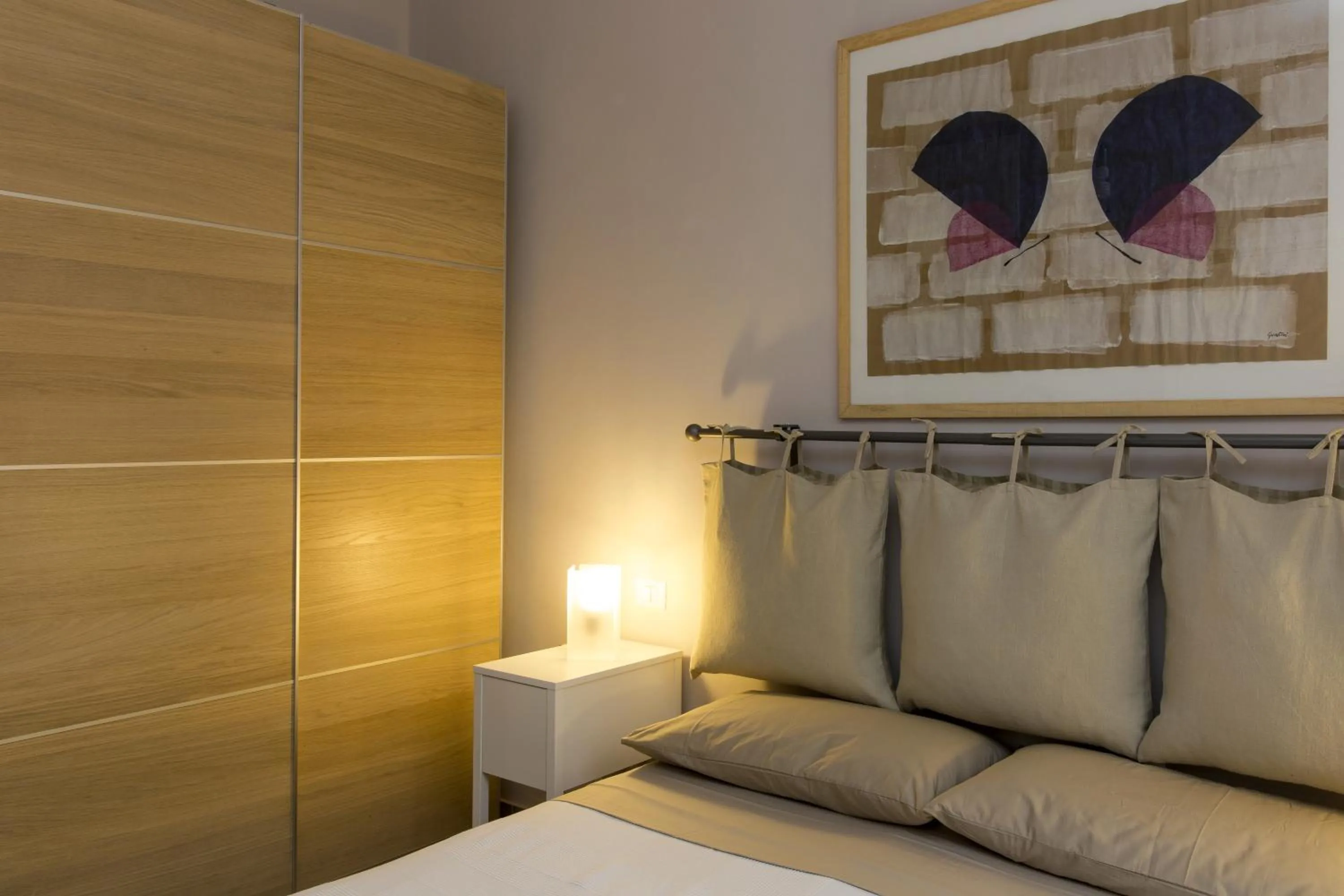 Decorative detail, Bed in Affittacamere Le Farfalle