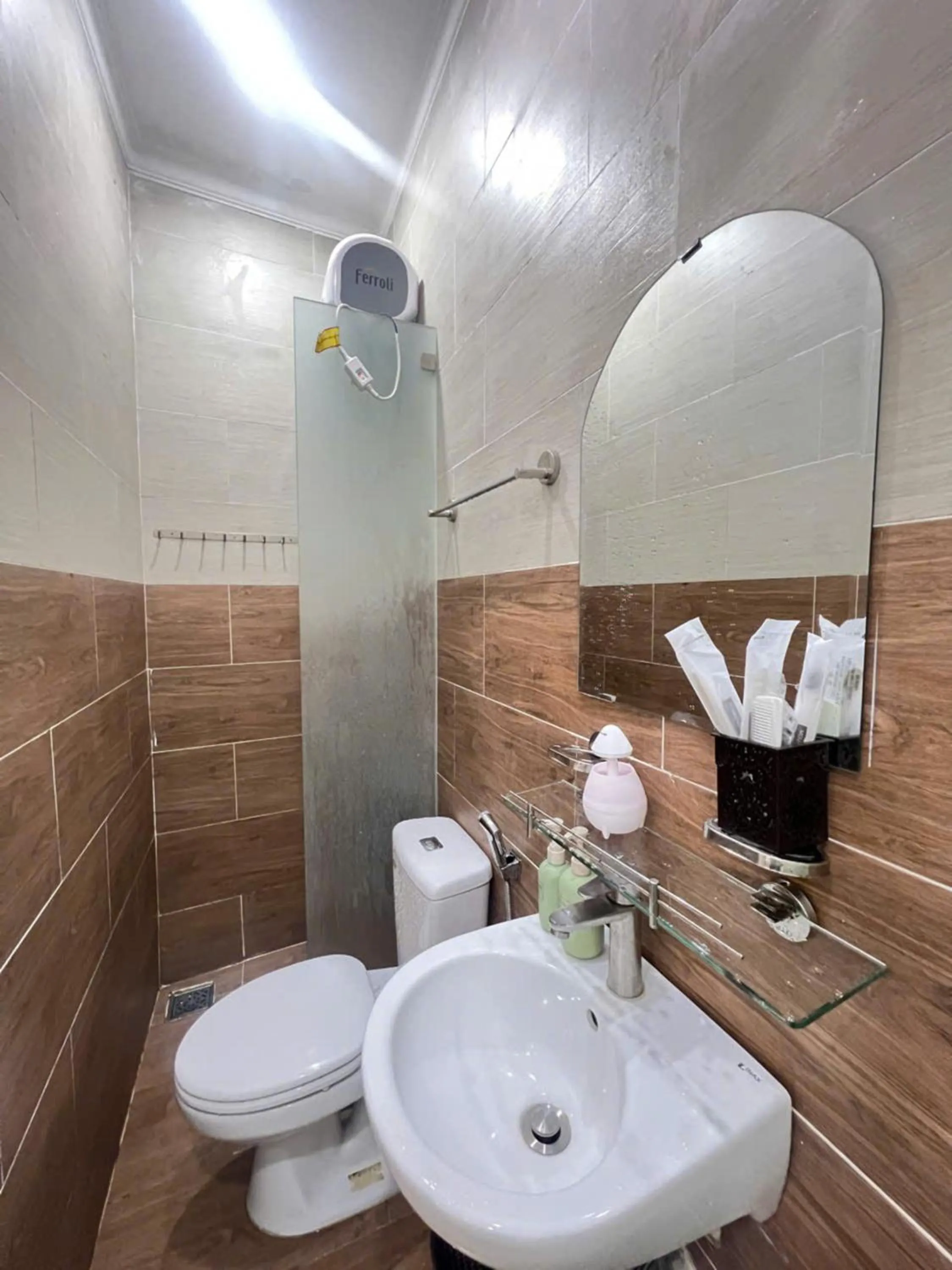 Shower in StayX Saigon Center