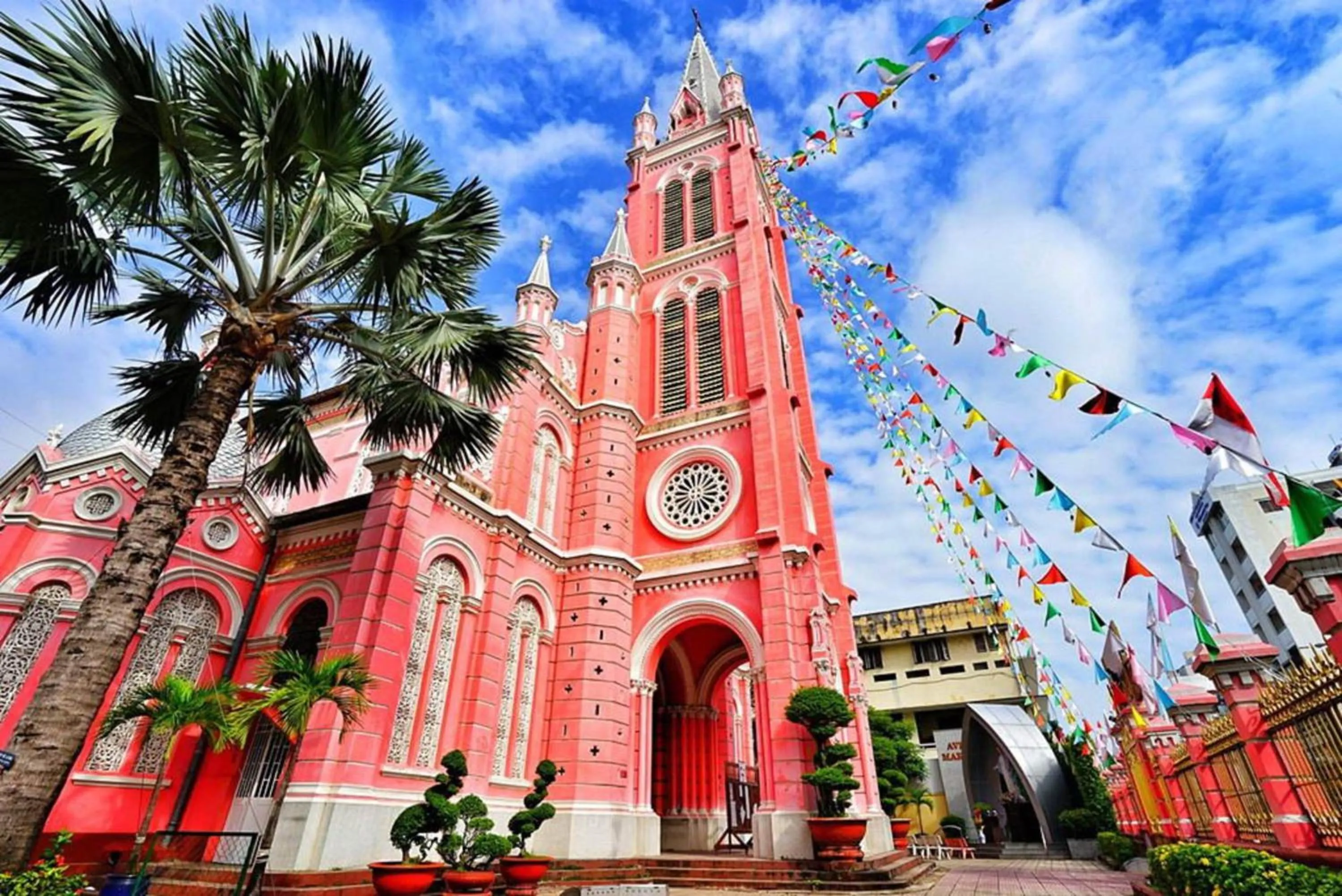 Nearby landmark in StayX Saigon Center