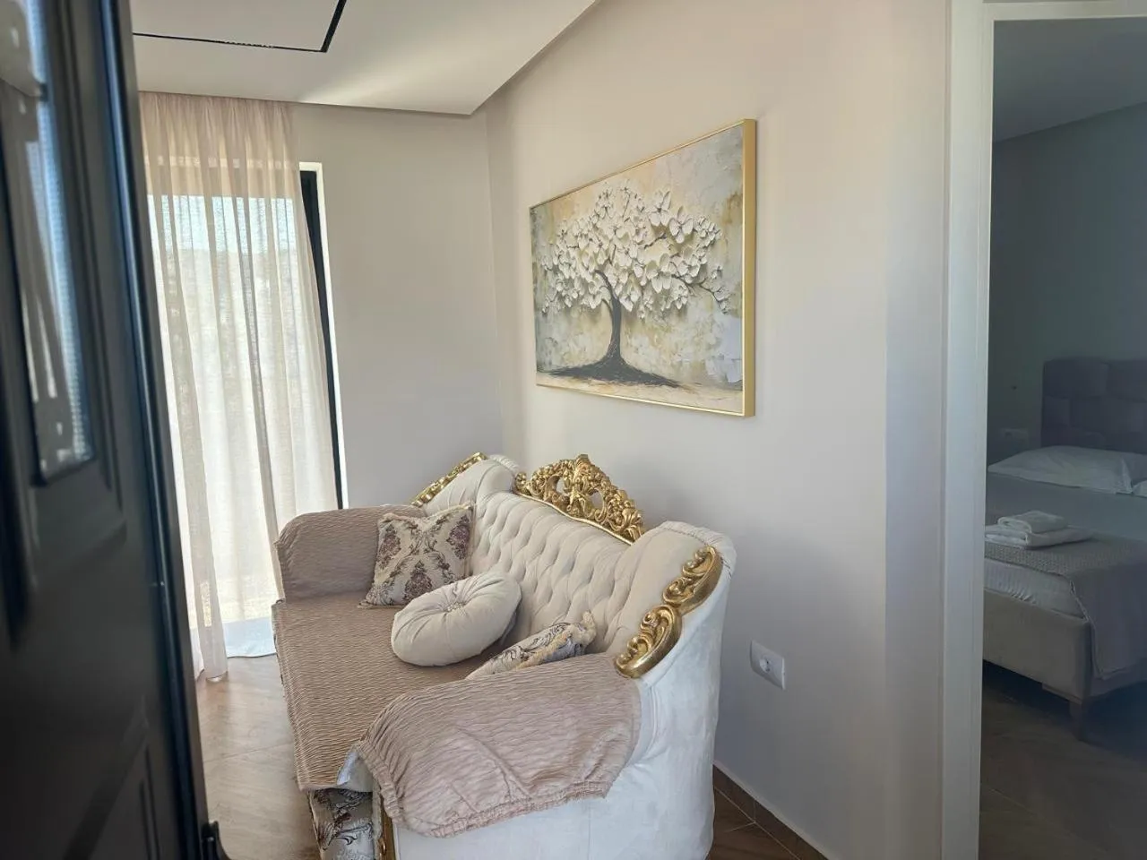 Living room, Bed in Hotel Parid