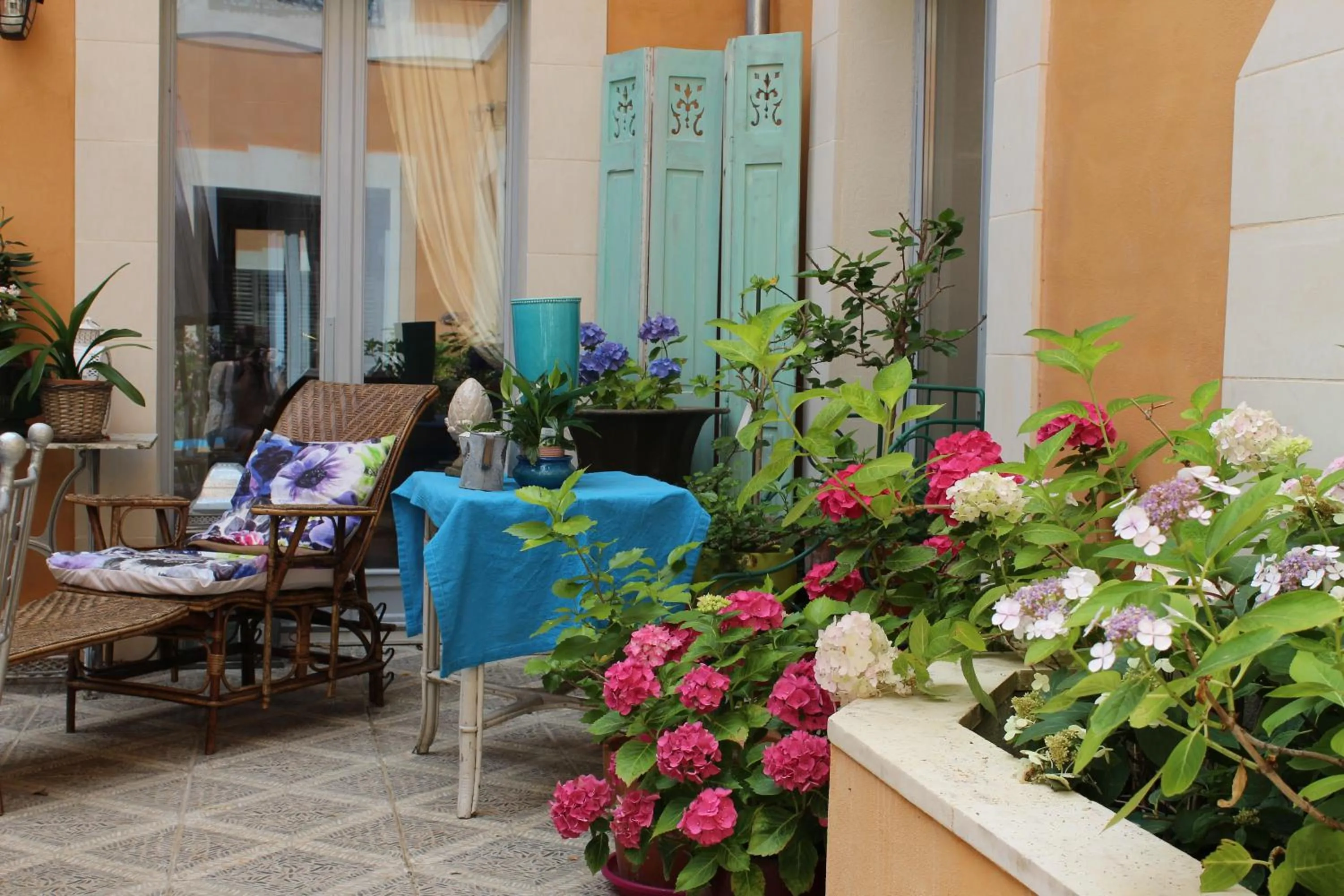 Other in Chambre d'Hôtes La Grenade Bleue