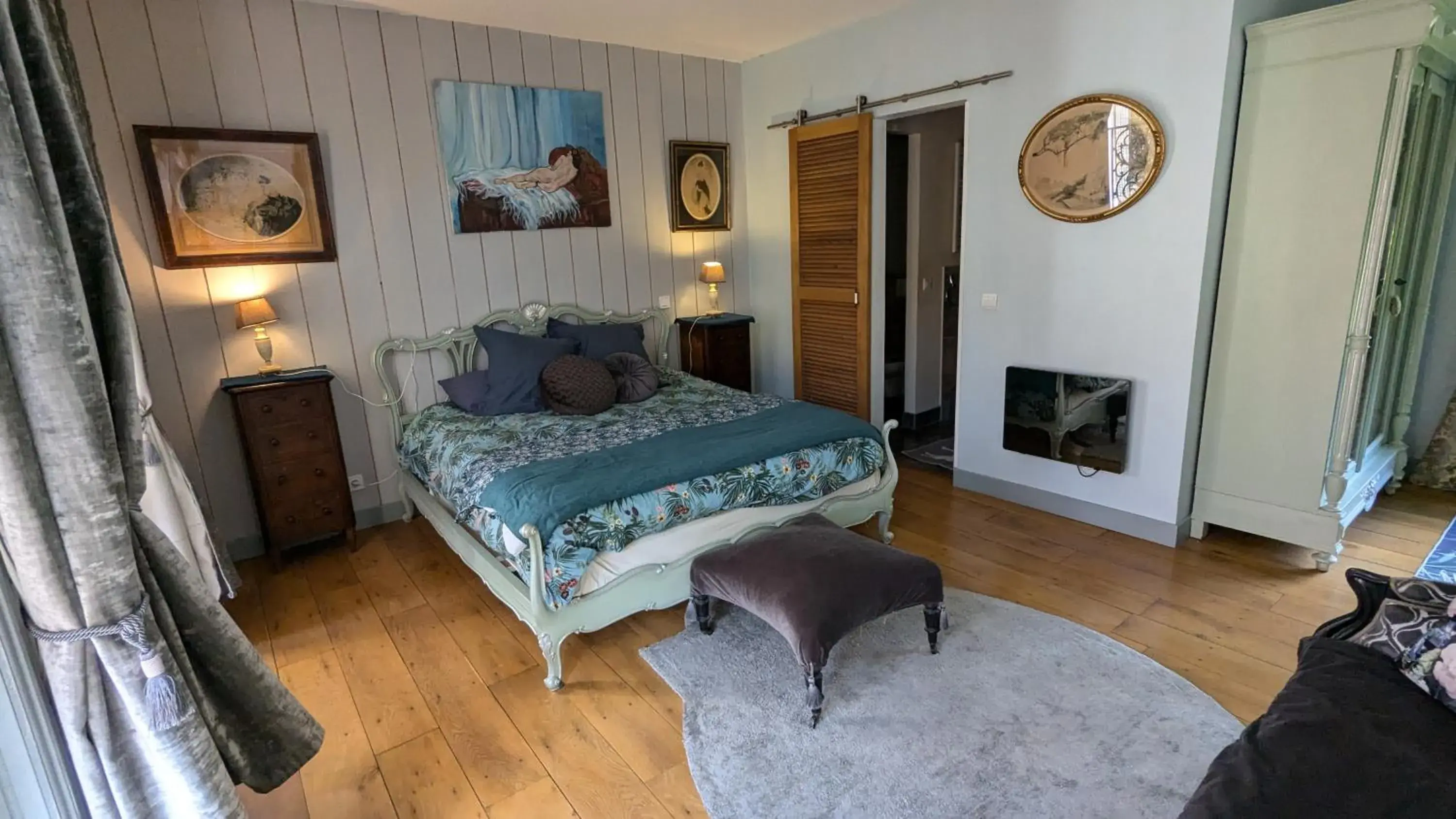 Double Room with Spa Access in Chambre d'Hôtes La Grenade Bleue Double Room with Spa Access in Chambre d'Hôtes La Grenade Bleue