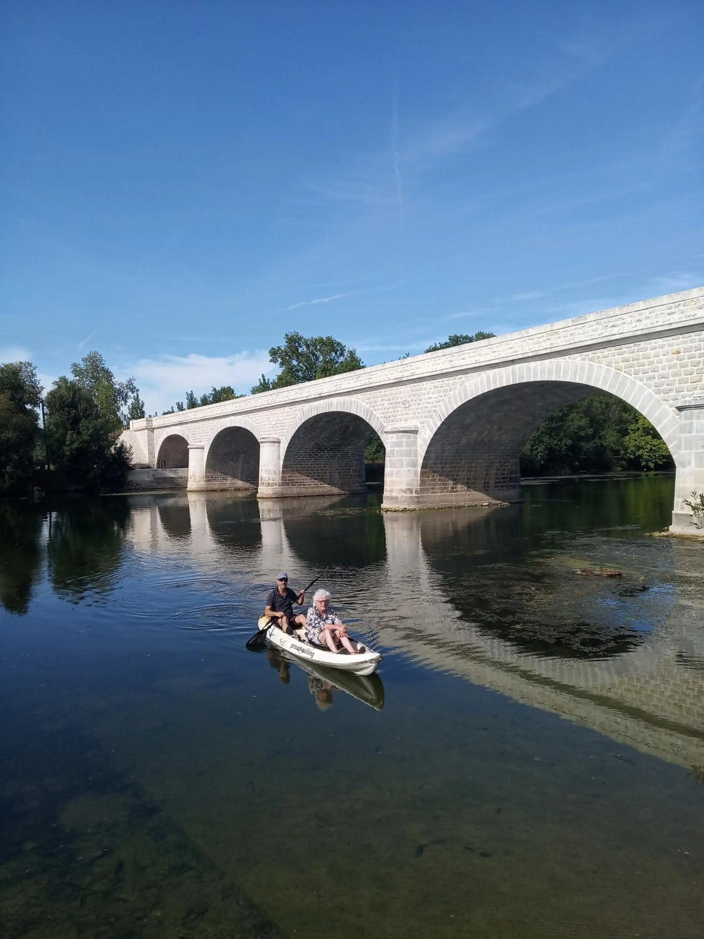 Natural landscape in Chambre d'Hôtes La Grenade Bleue