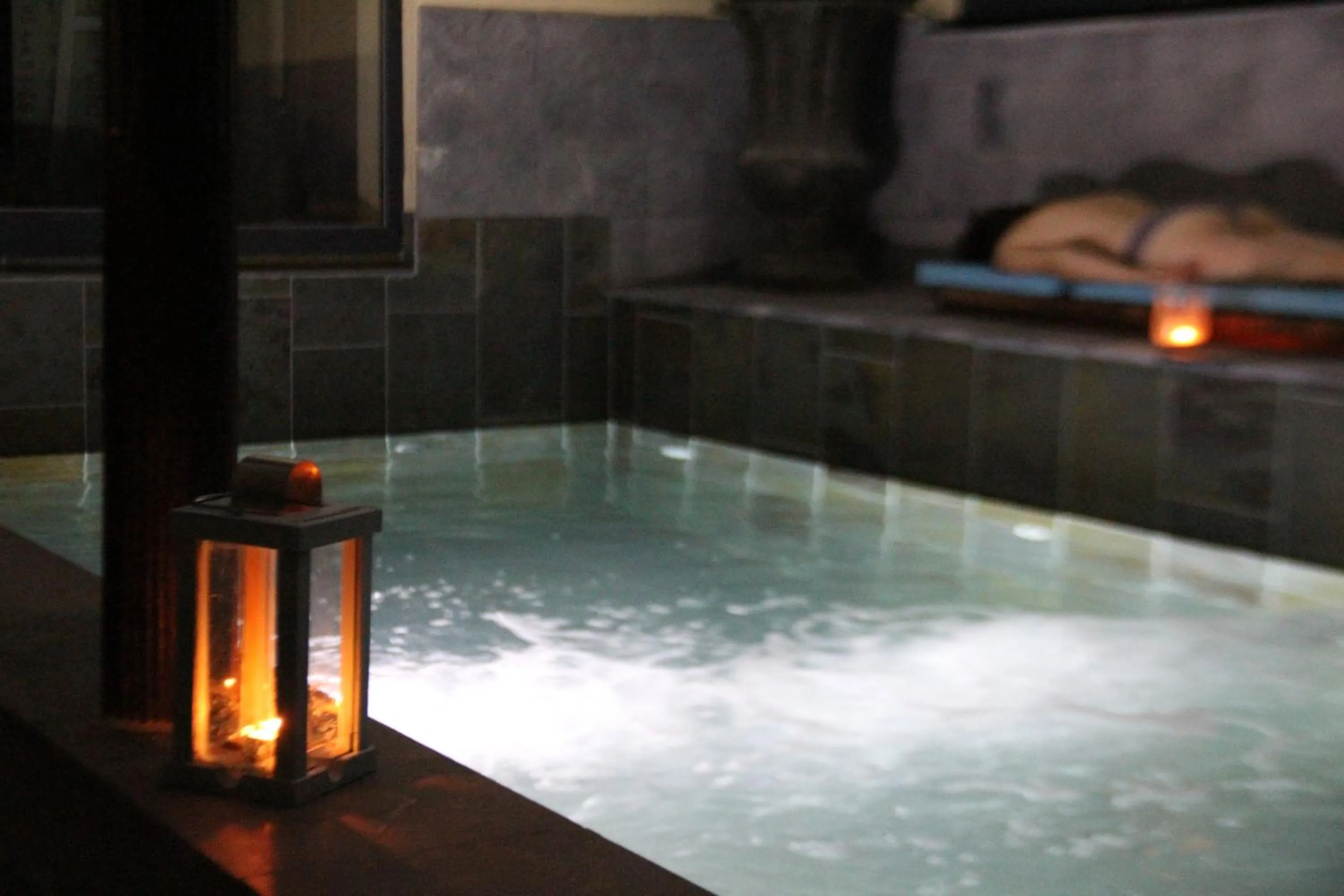  in Chambre d'Hôtes La Grenade Bleue