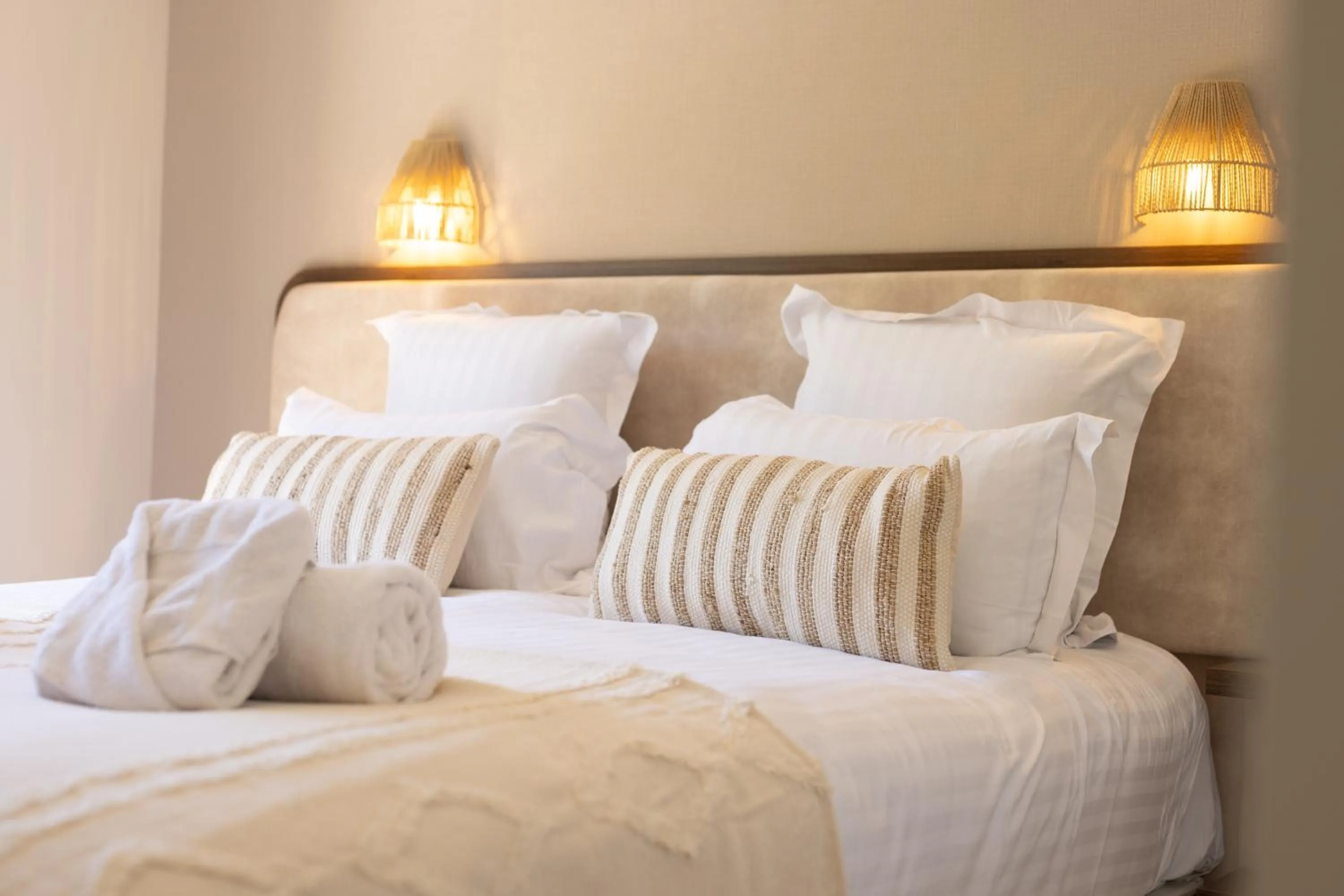 Bed in Hôtel Lou Juan