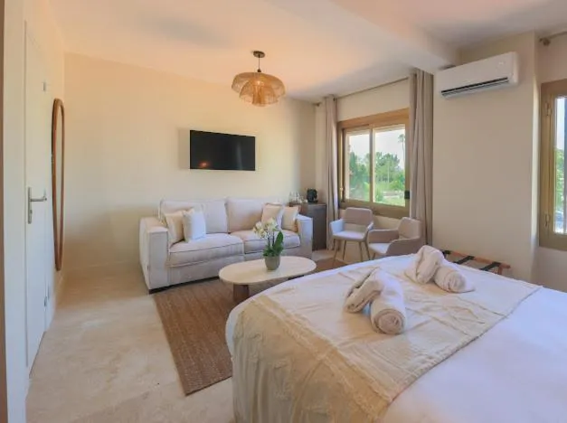 Bed in Hôtel Lou Juan