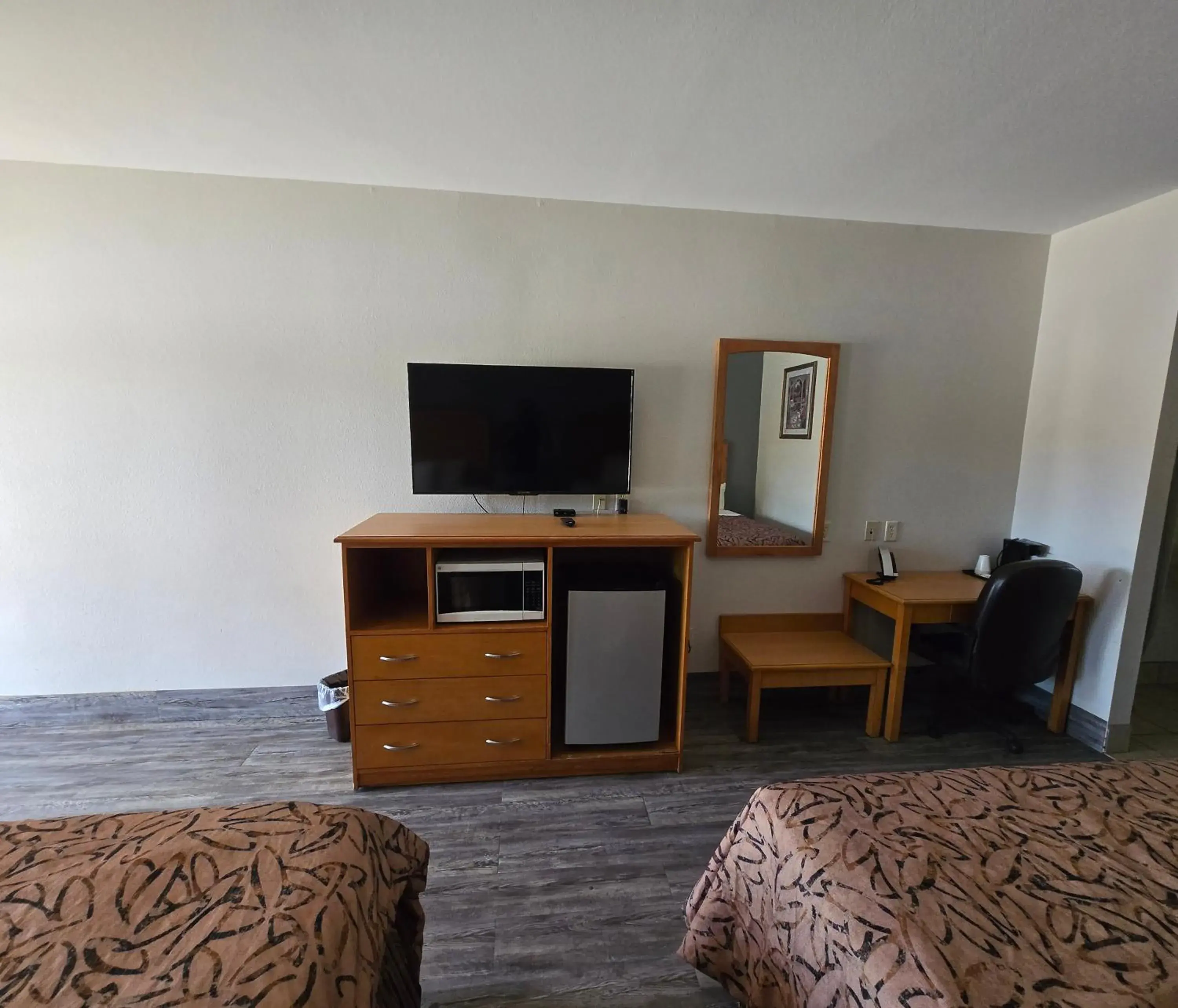 Double Room in Whitesboro Inn & Suites Double Room in Whitesboro Inn & Suites