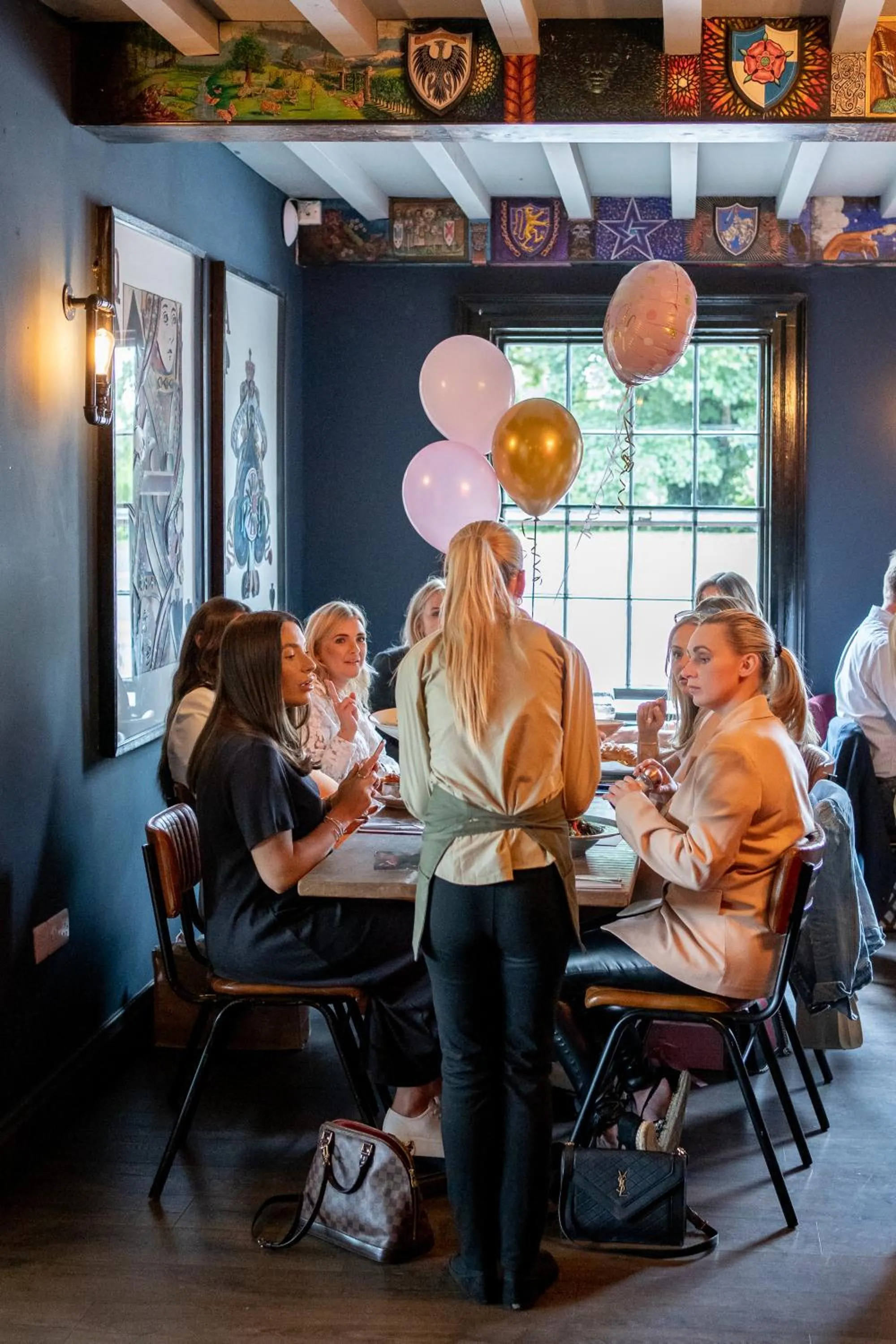 Restaurant/places to eat in The Vicarage