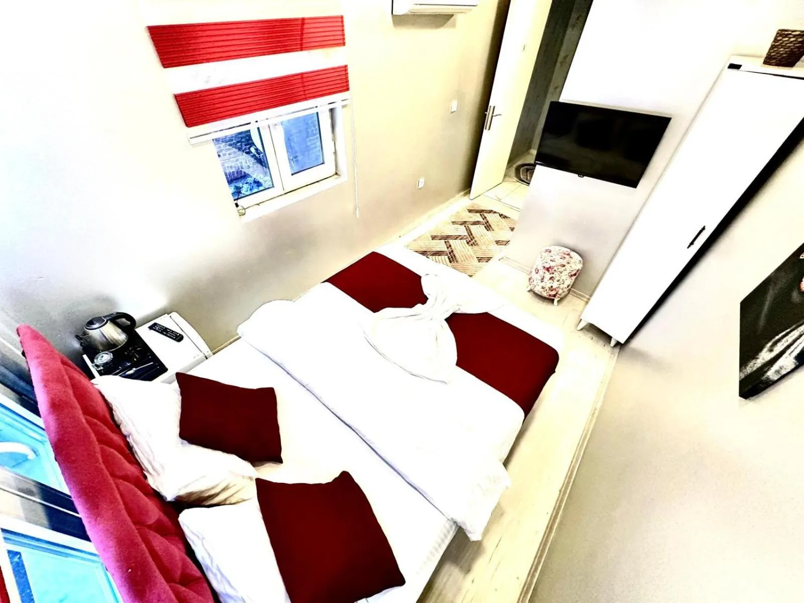 Bed in Taksim Luxury Capital Hotel