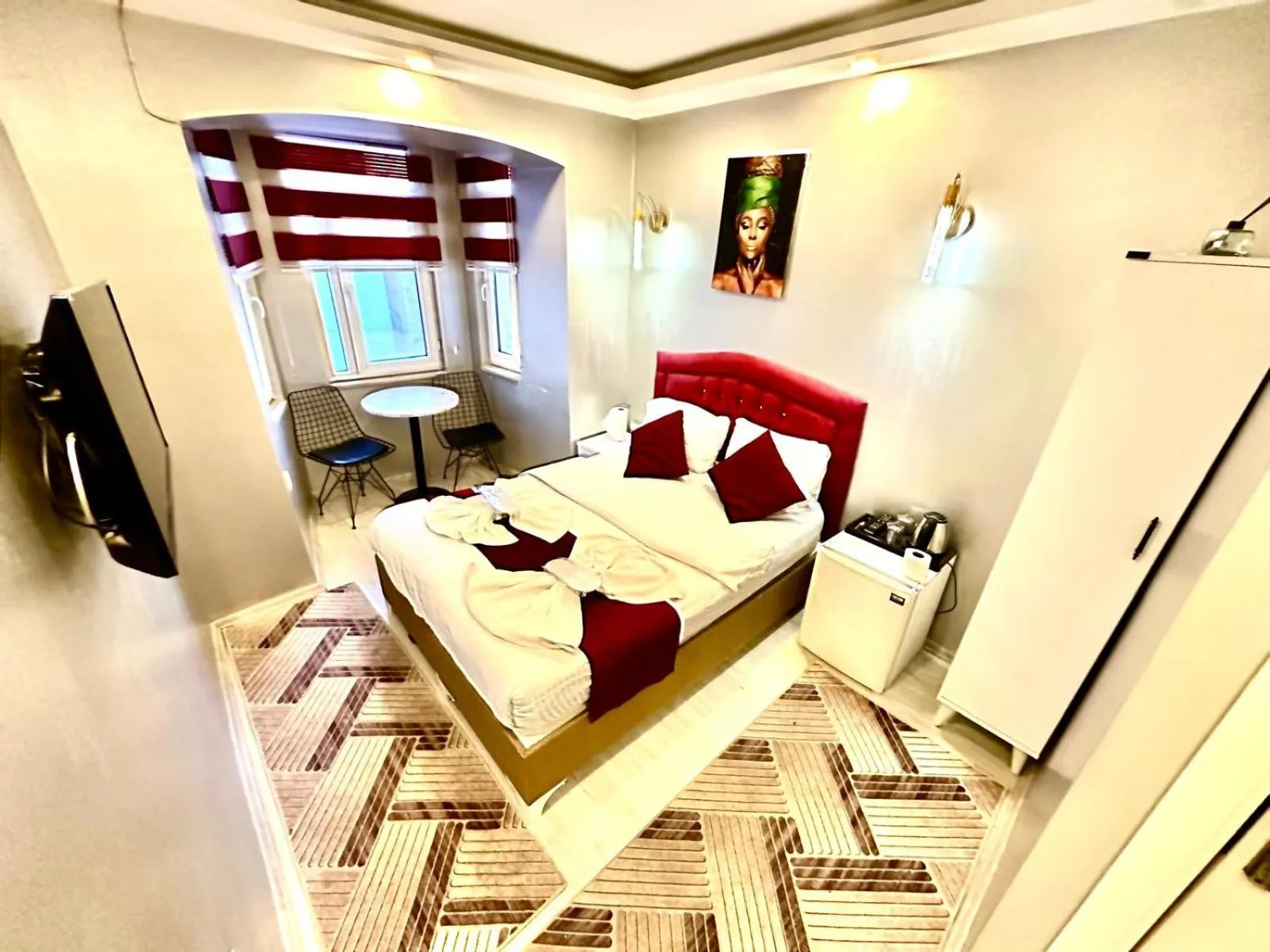 Bed in Taksim Luxury Capital Hotel