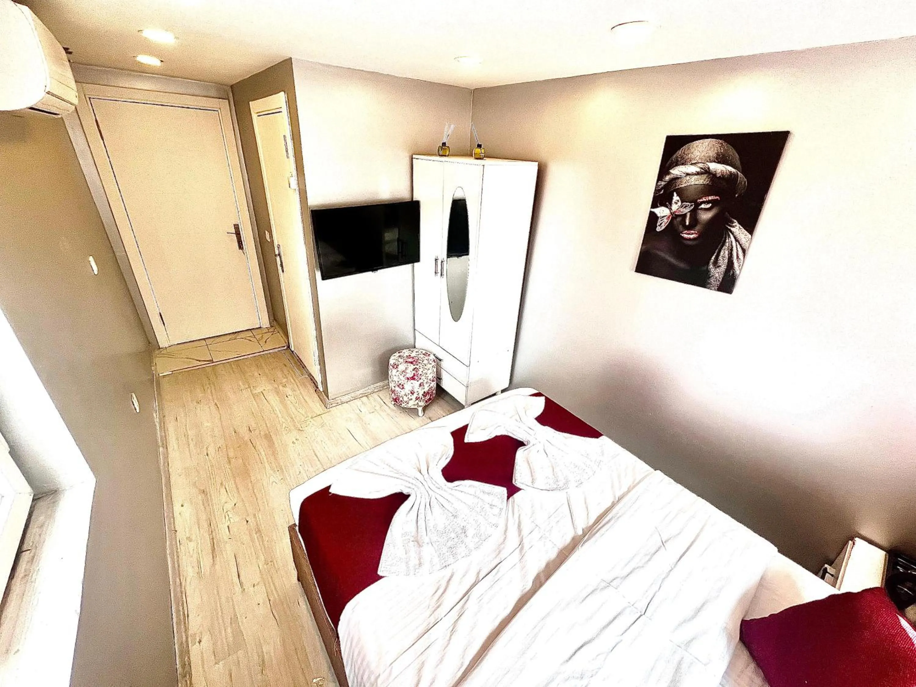 Bed in Taksim Luxury Capital Hotel