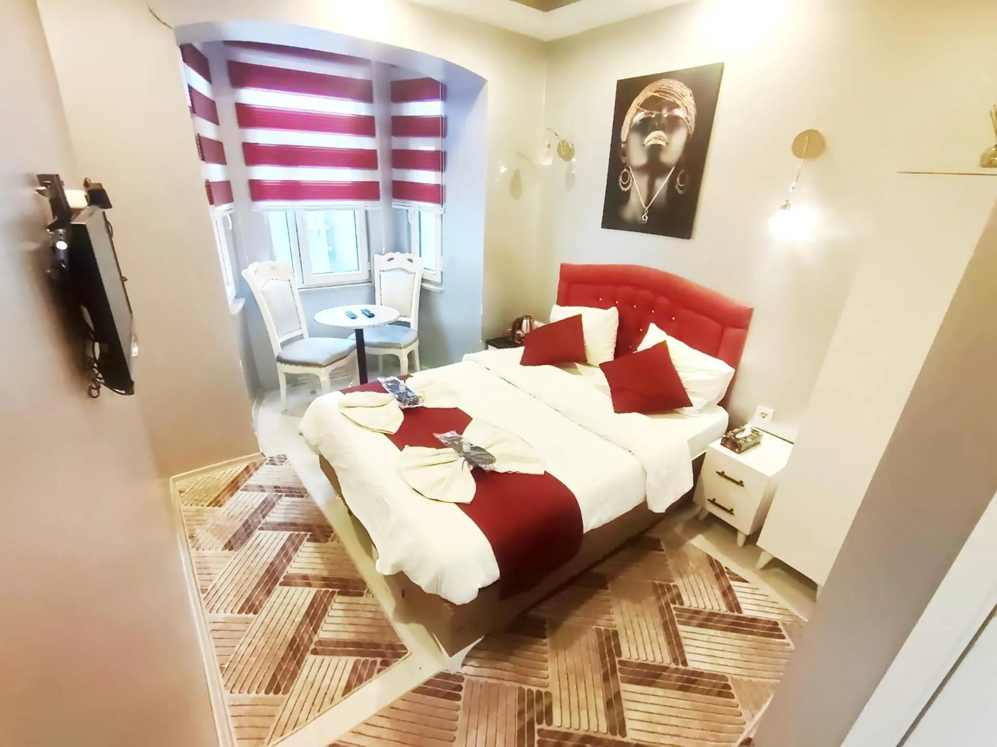 Bed in Taksim Luxury Capital Hotel