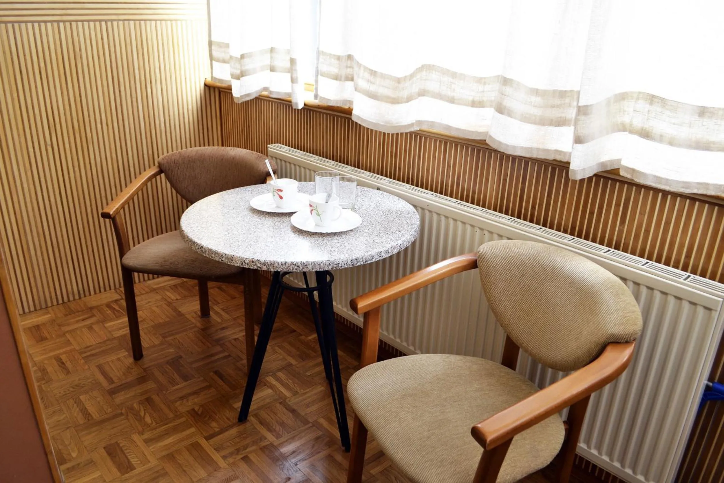Food and drinks in Malvy hotel