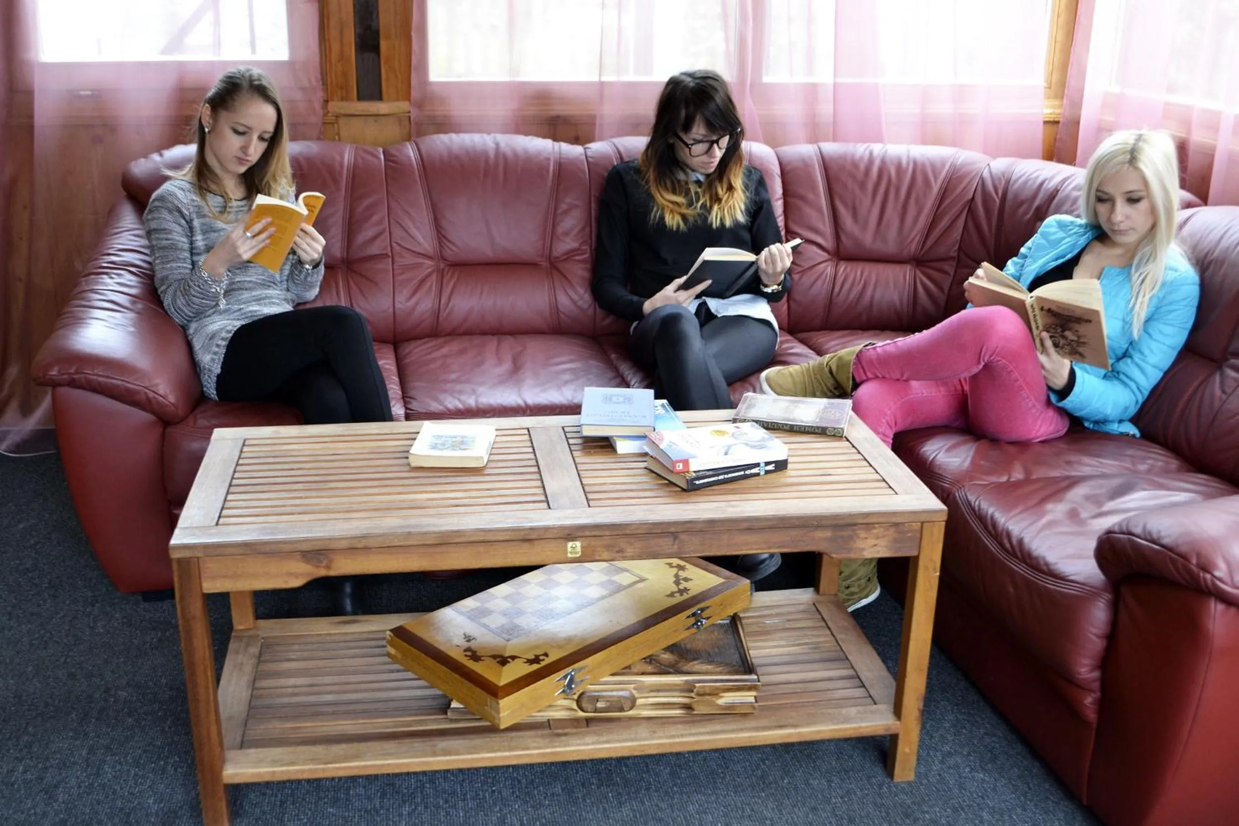 Library in Malvy hotel