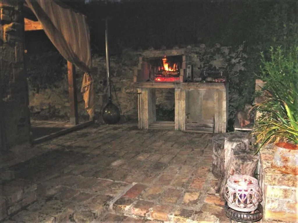 Patio in La Pietra Rara B&B