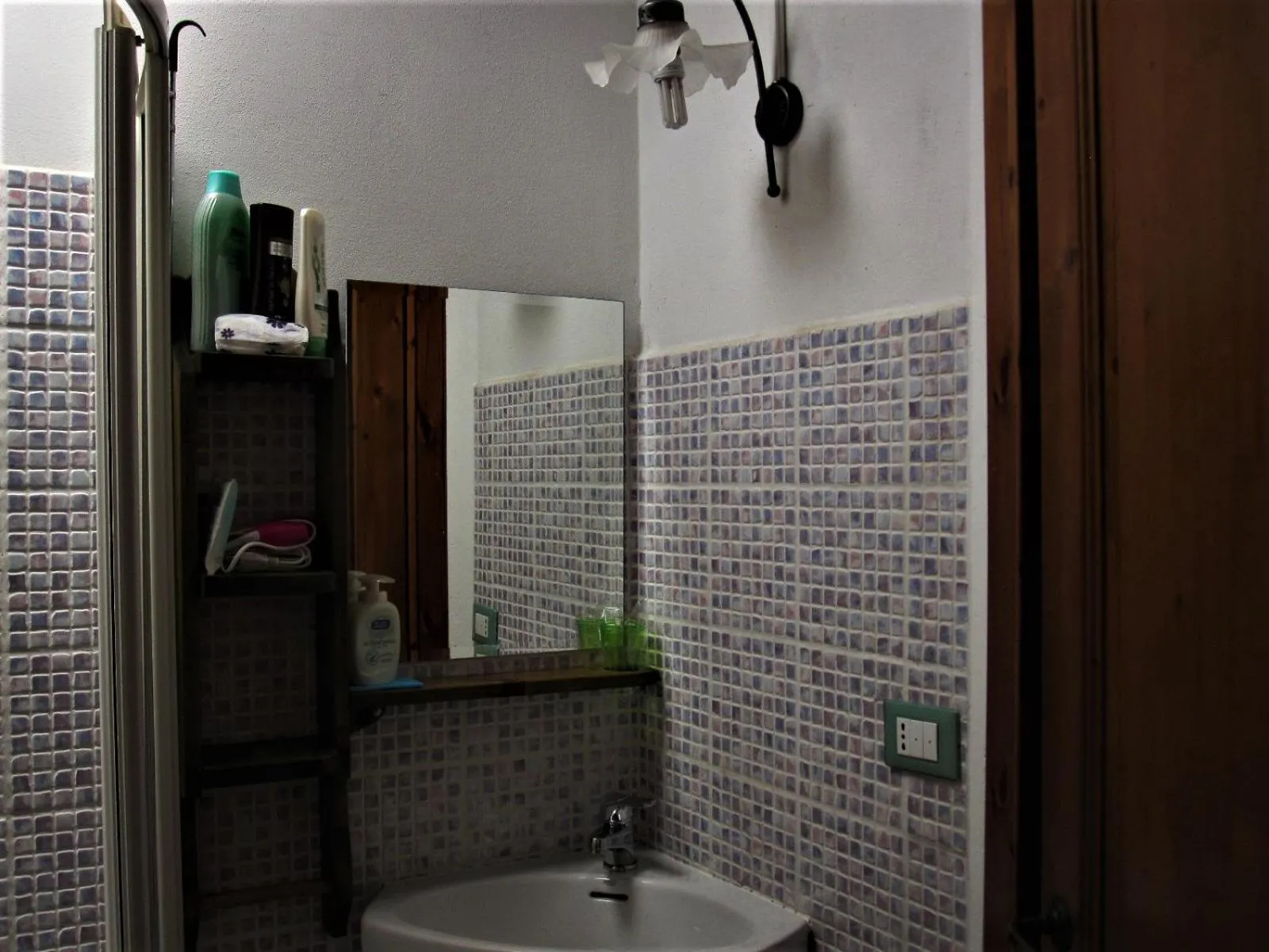 Bathroom in La Pietra Rara B&B