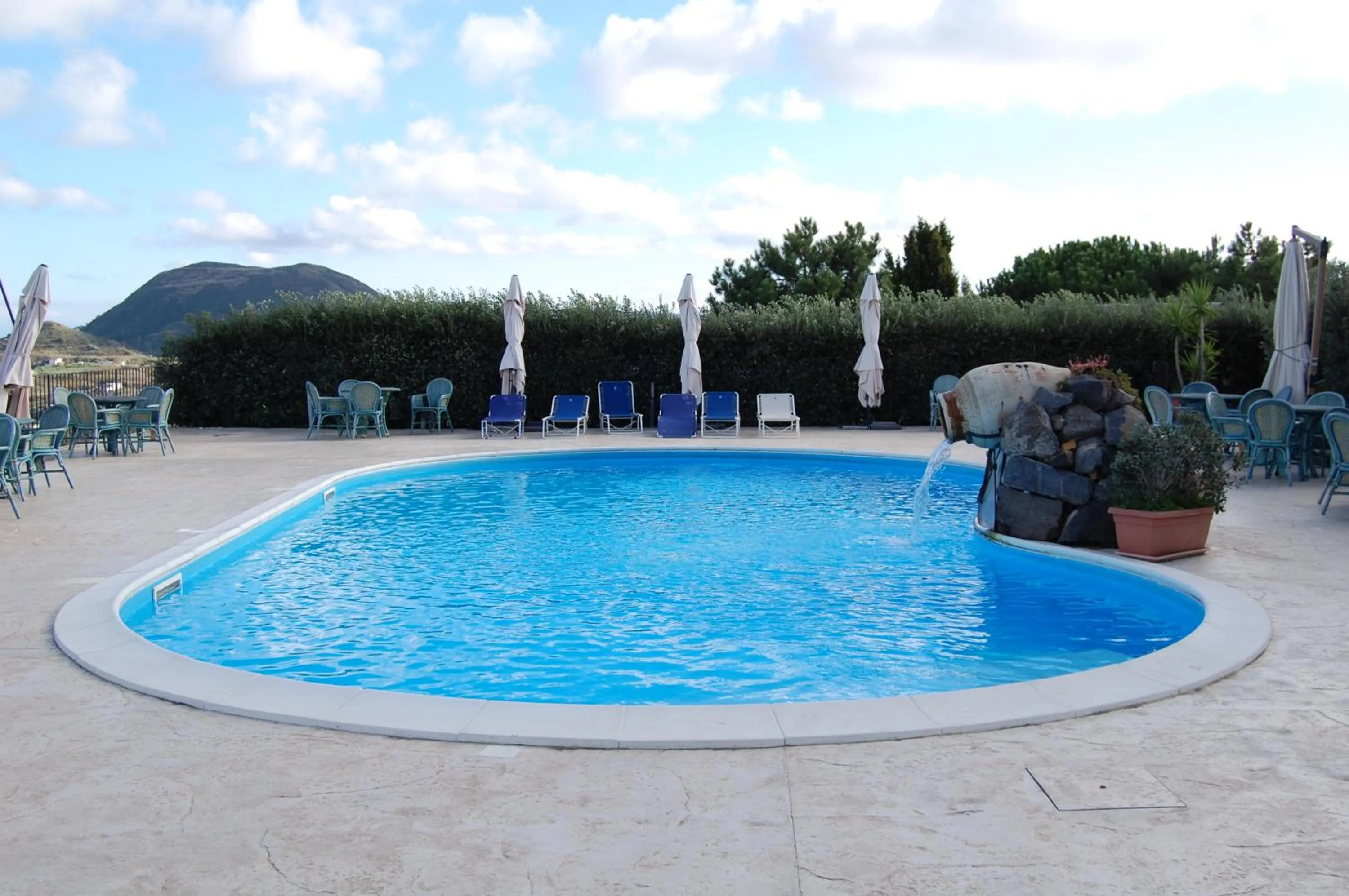 Swimming pool in Eolian Residence