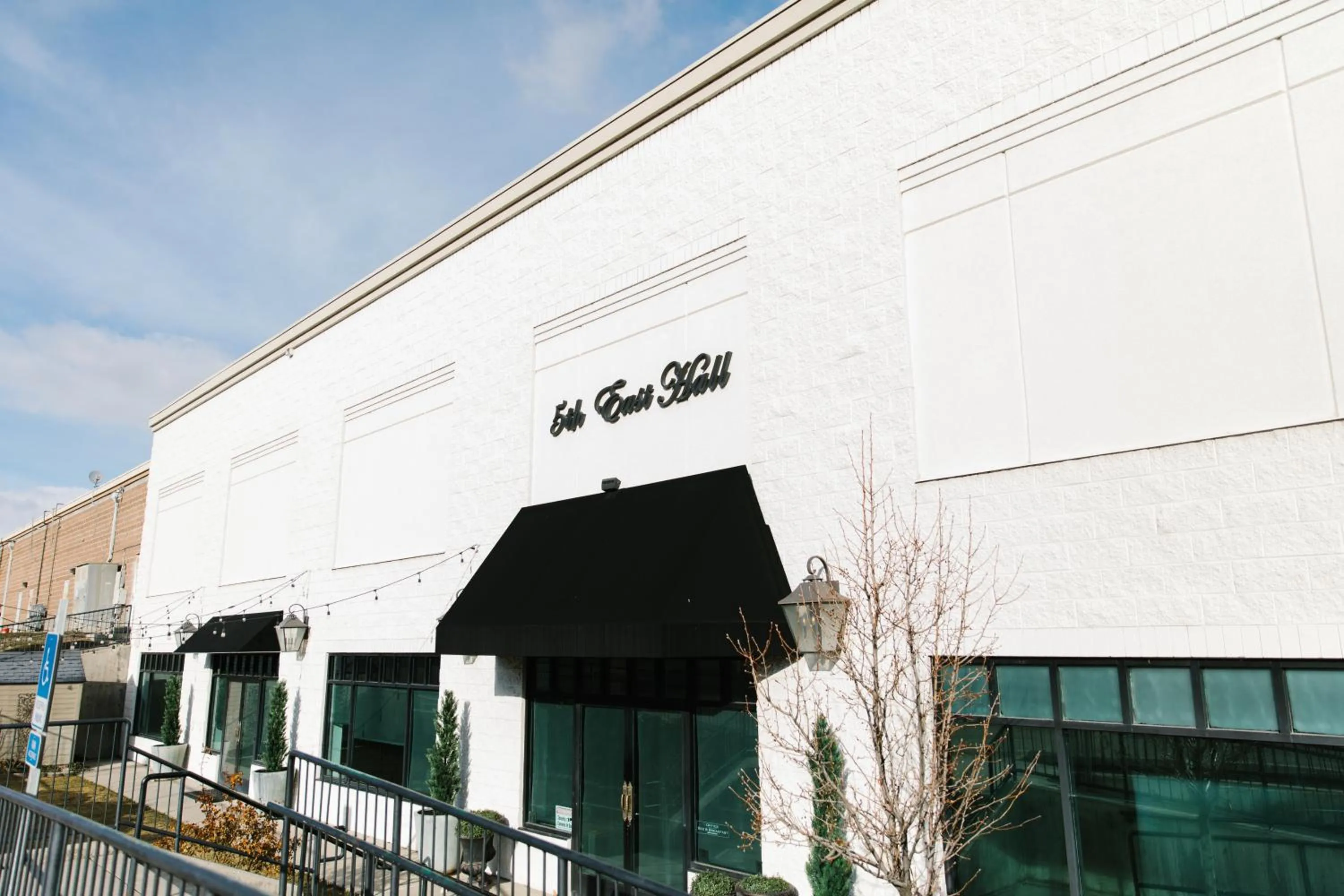 Property building in 5th East Hall Bed & Breakfast