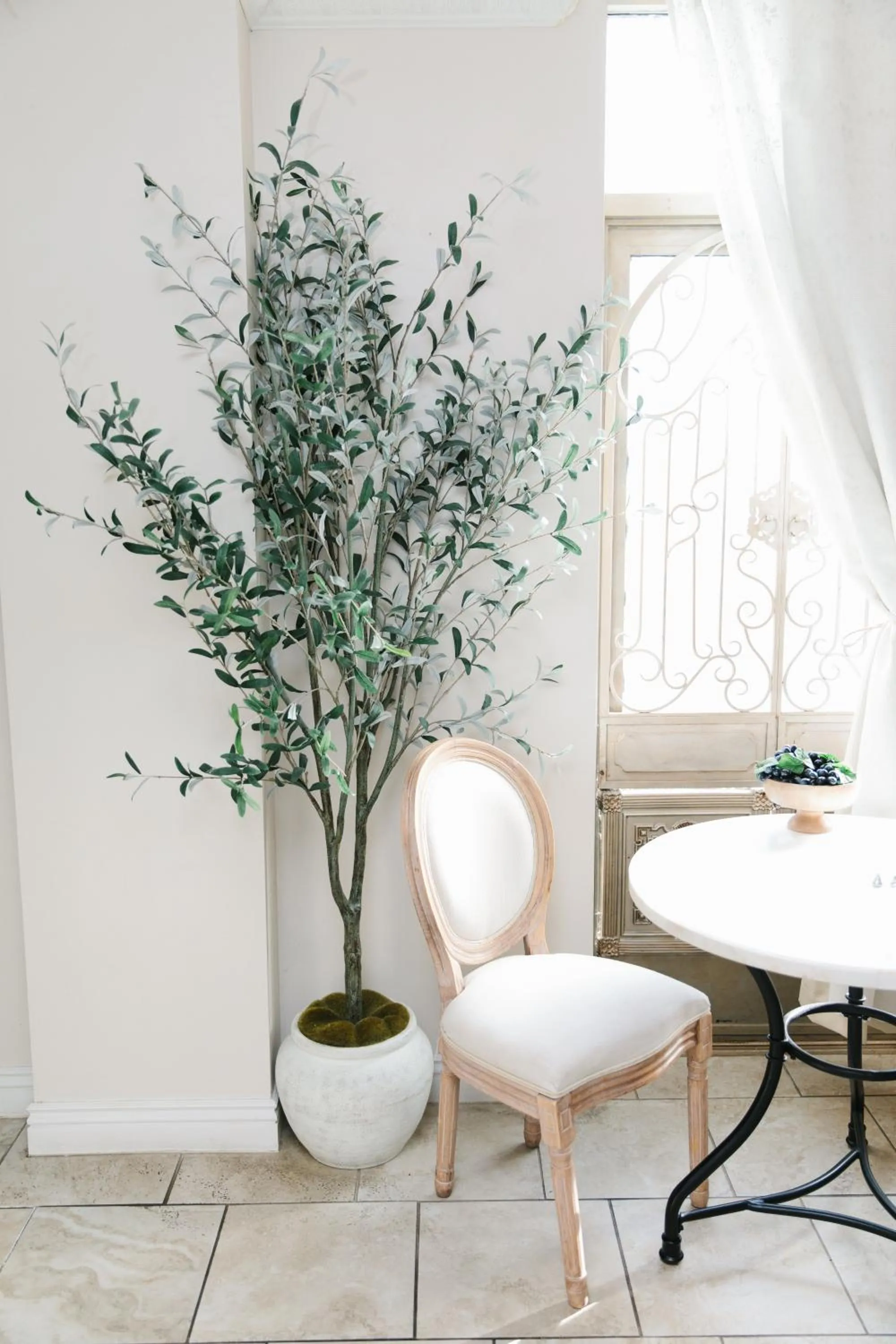 5th East Hall Bed & Breakfast