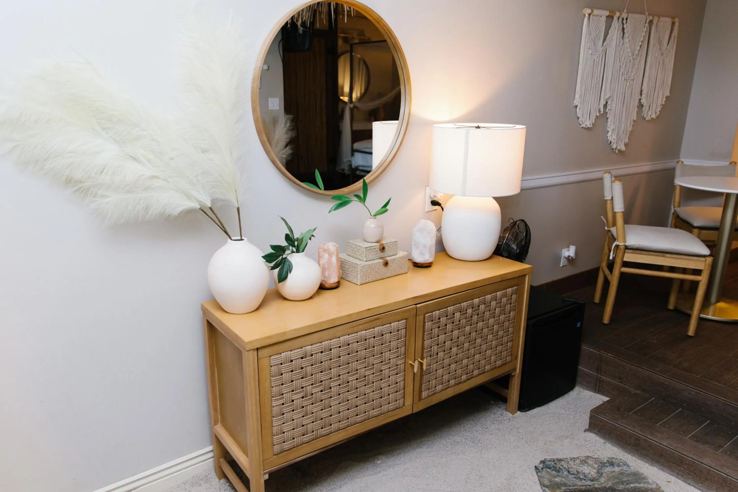 5th East Hall Bed & Breakfast