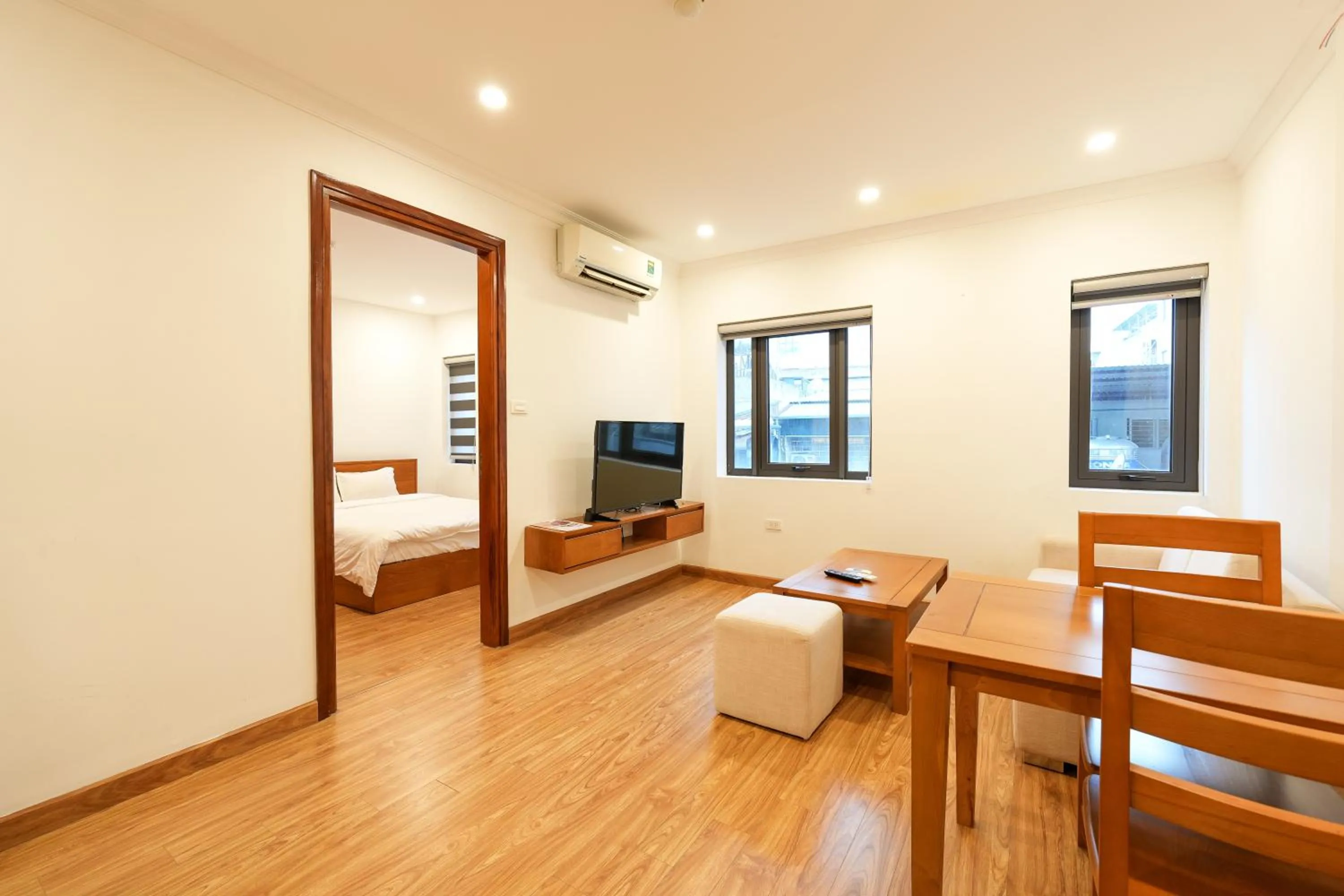 Photo of the whole room, Bed in NINE HOUSING 68 Kim Ma Thuong