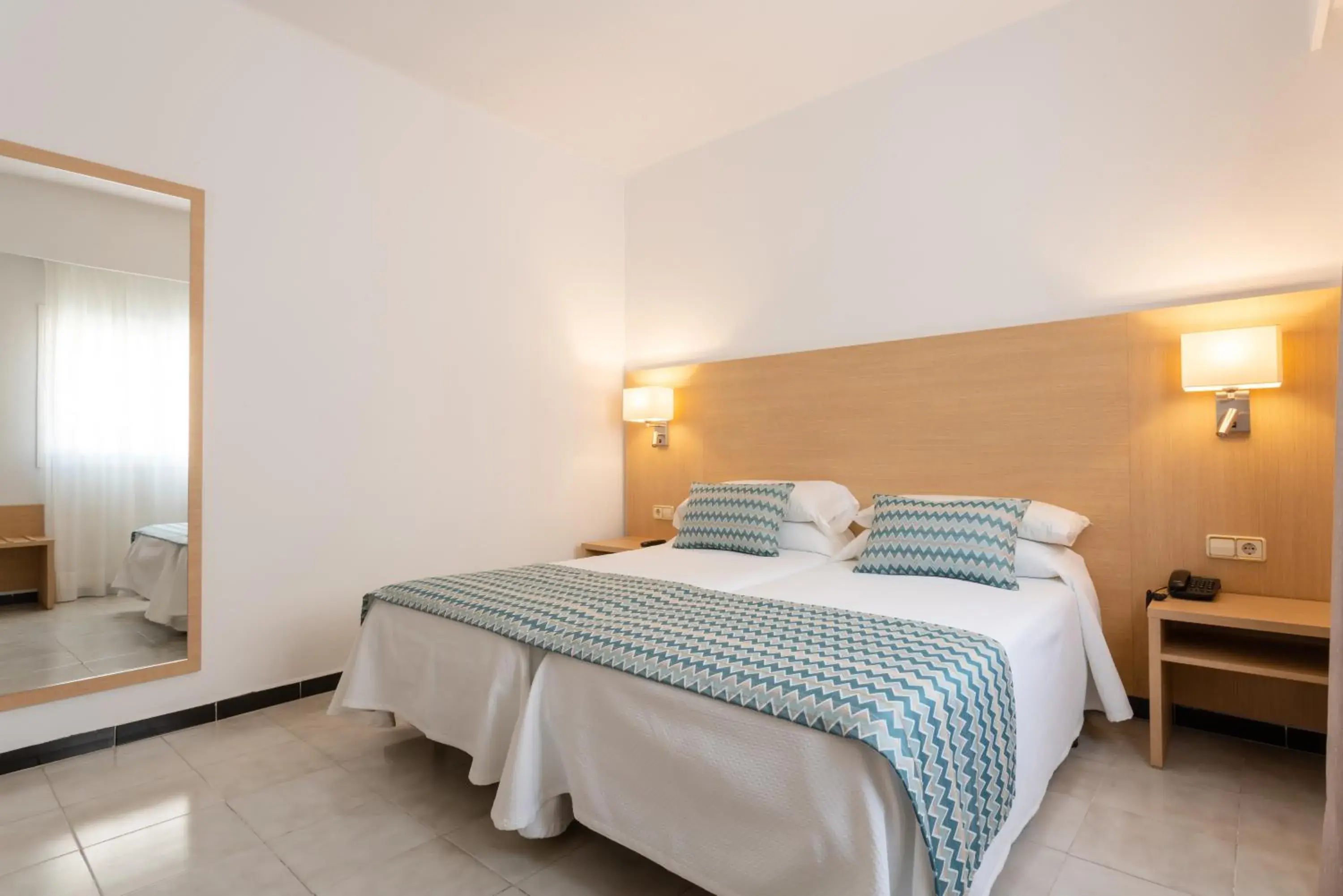 Double Room in Hotel Riutort Double Room in Hotel Riutort