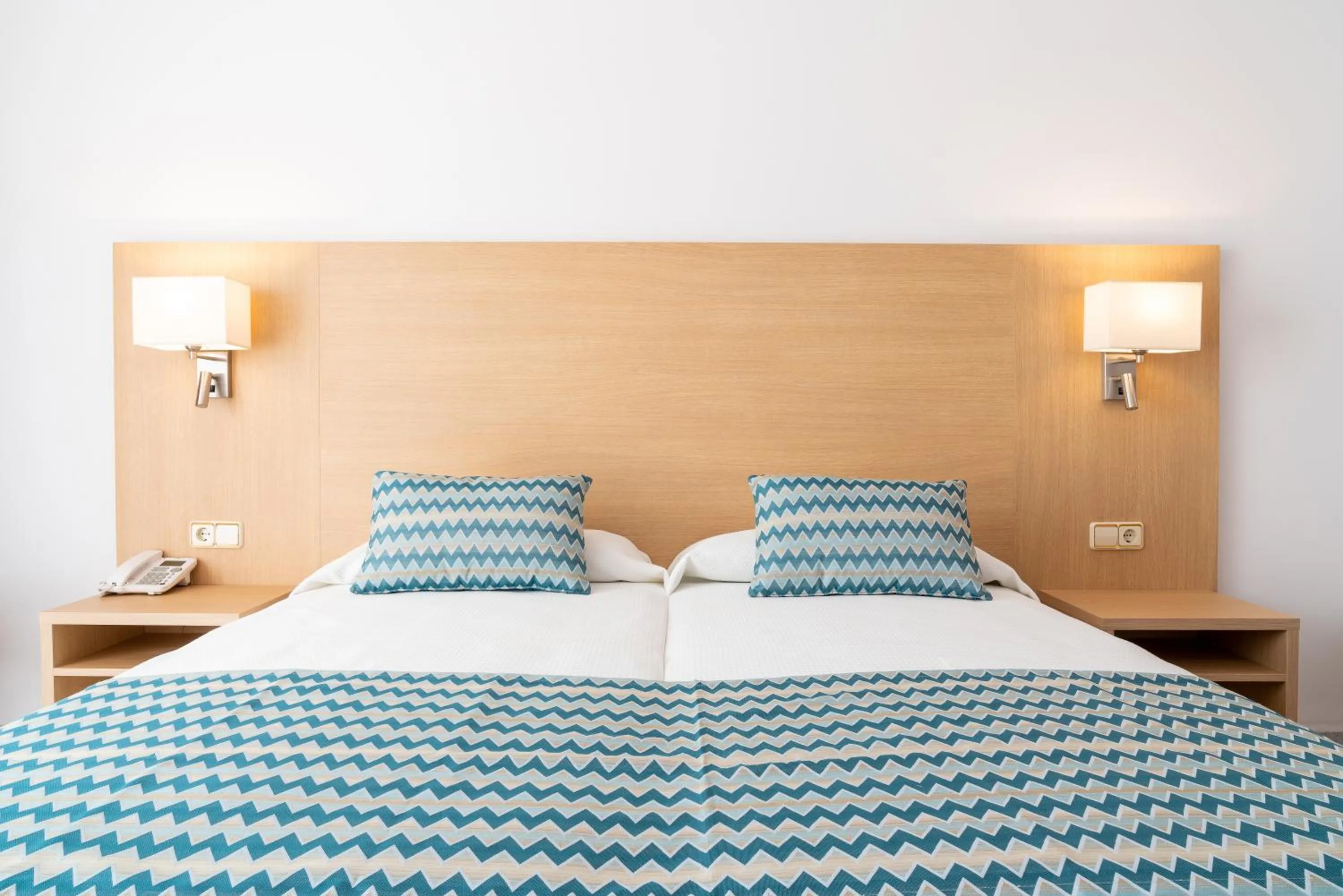 Bedroom, Bed in Hotel Riutort