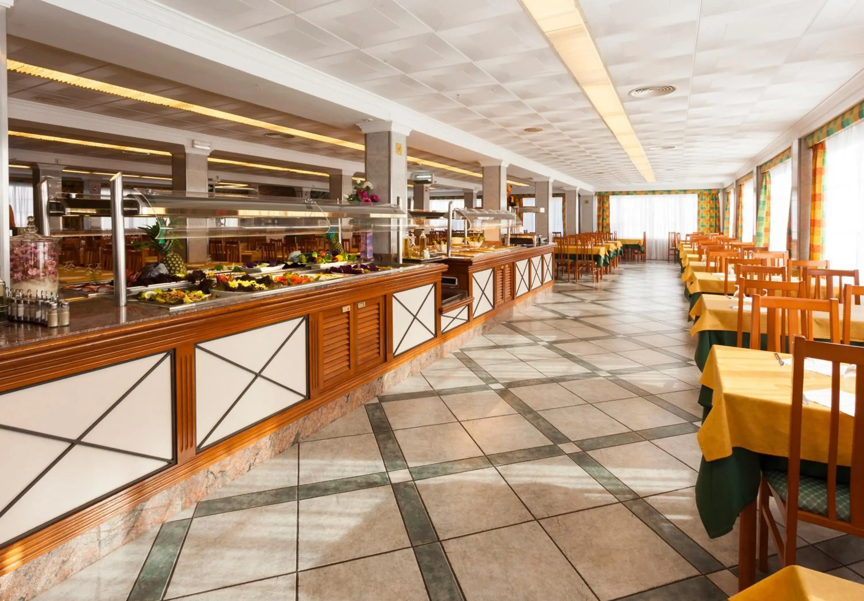 Restaurant/places to eat in Hotel Riutort Restaurant/places to eat in Hotel Riutort