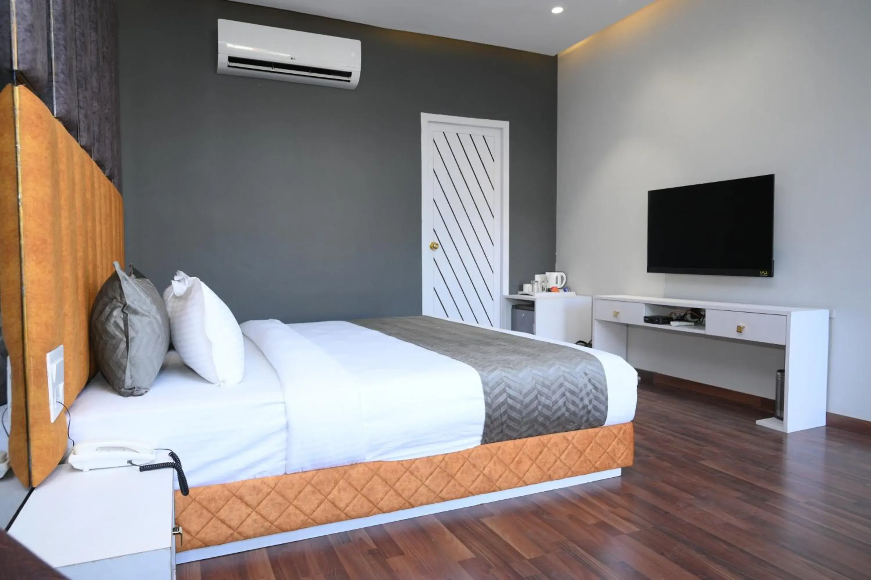 Parim Park Resort & Suites Parim Park Resort & Suites