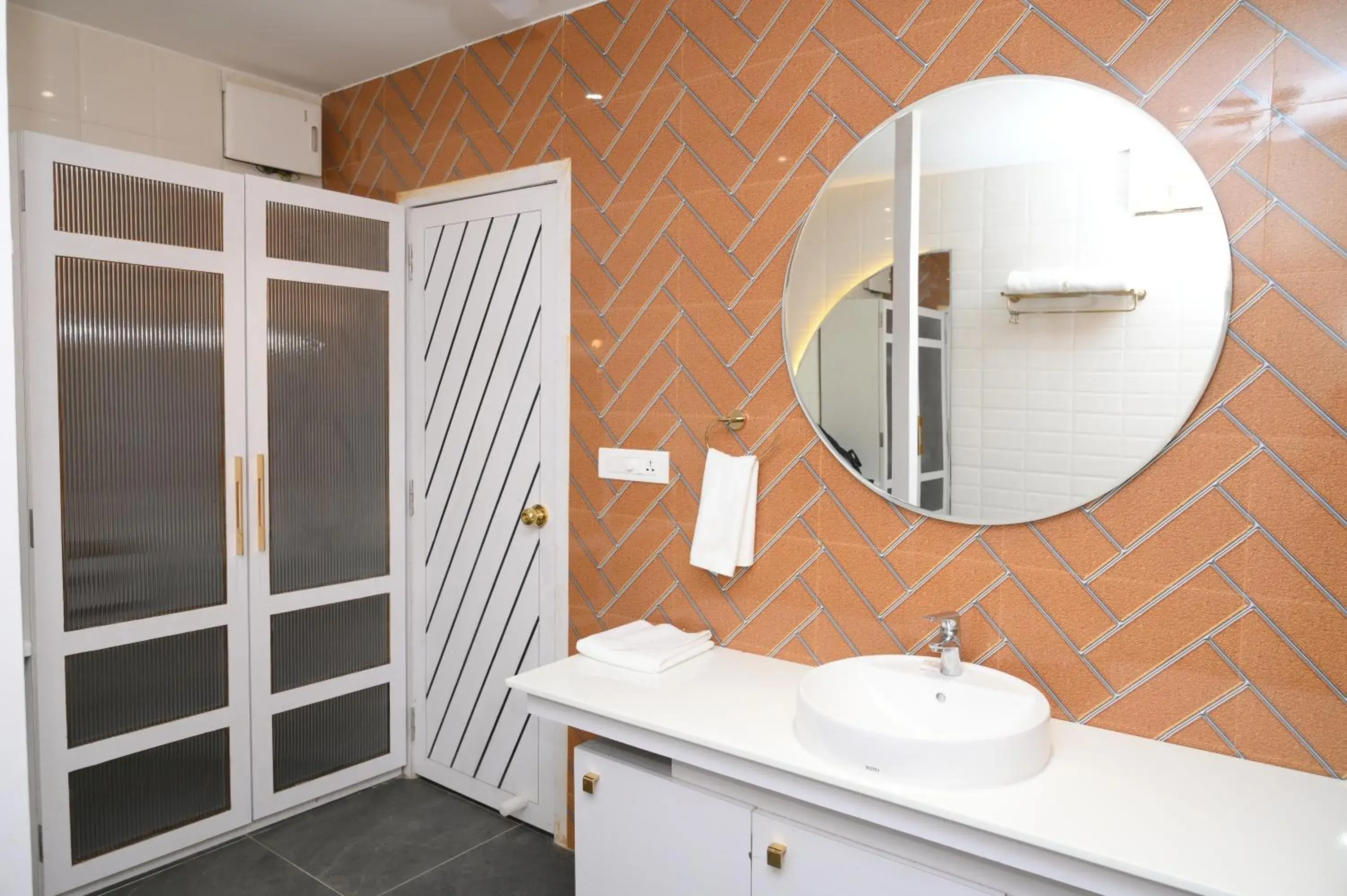 Parim Park Resort & Suites Parim Park Resort & Suites