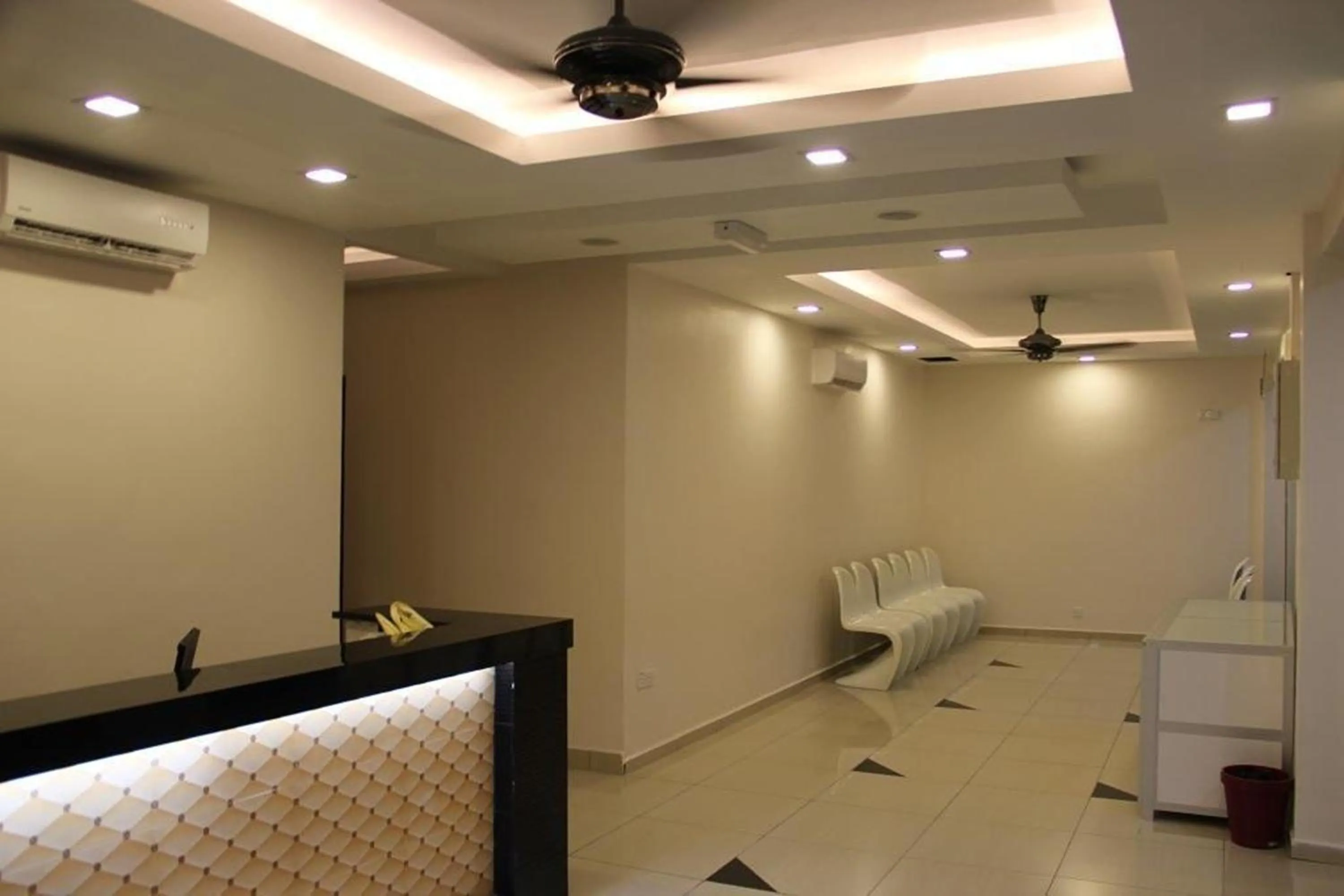 Lobby or reception in Hotel D Lima Inn Langkawi