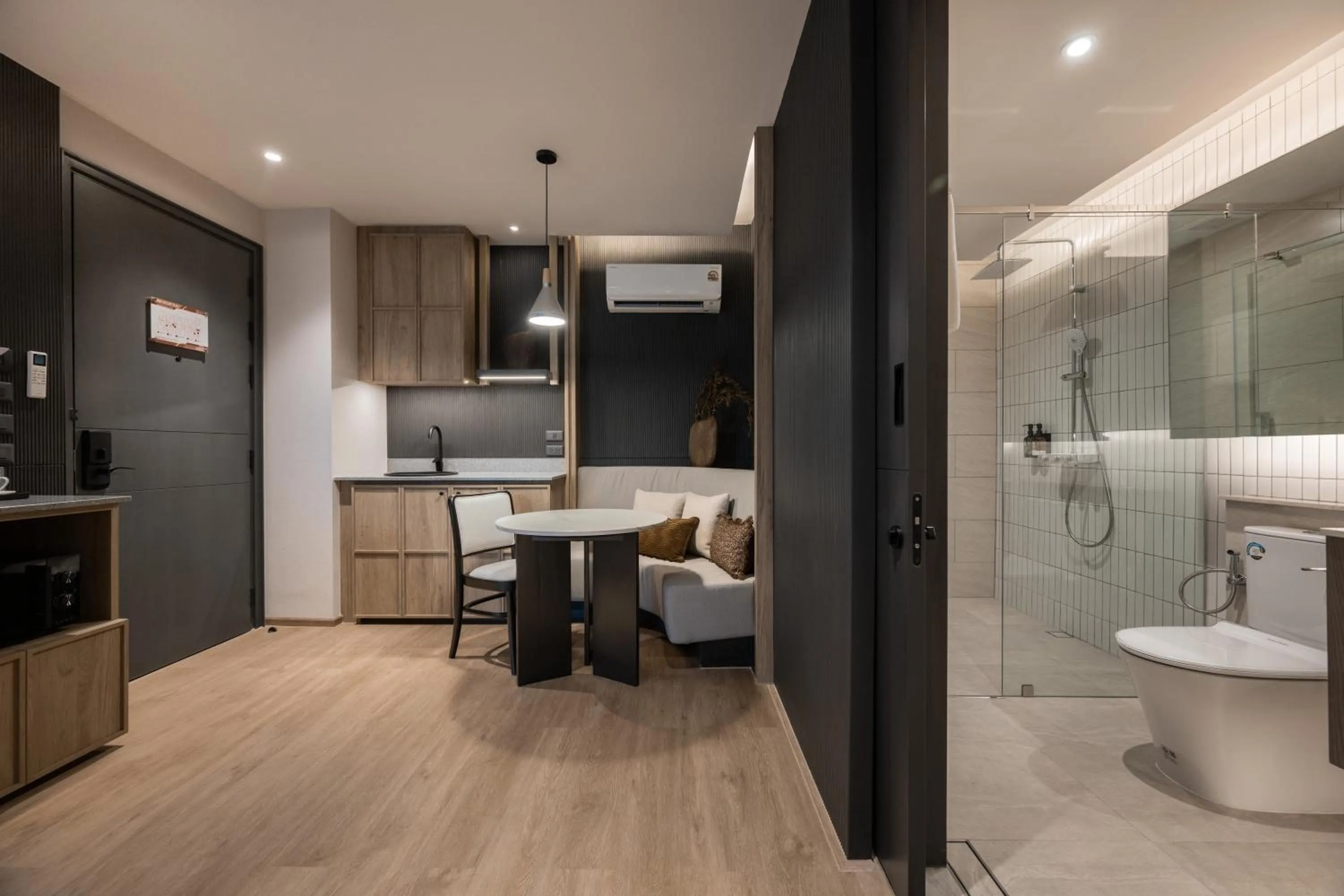 One-Bedroom Suite in The Moment