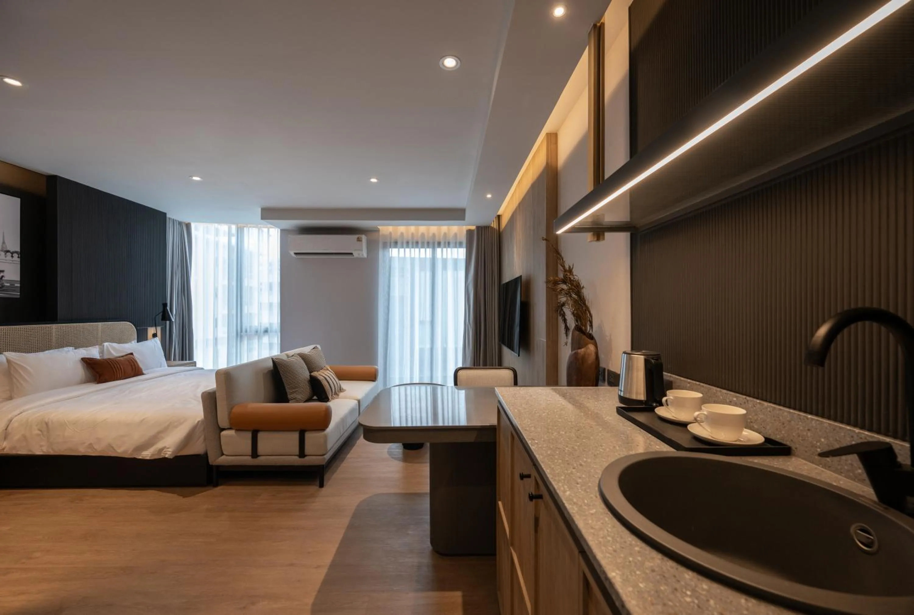 Deluxe King Room in The Moment