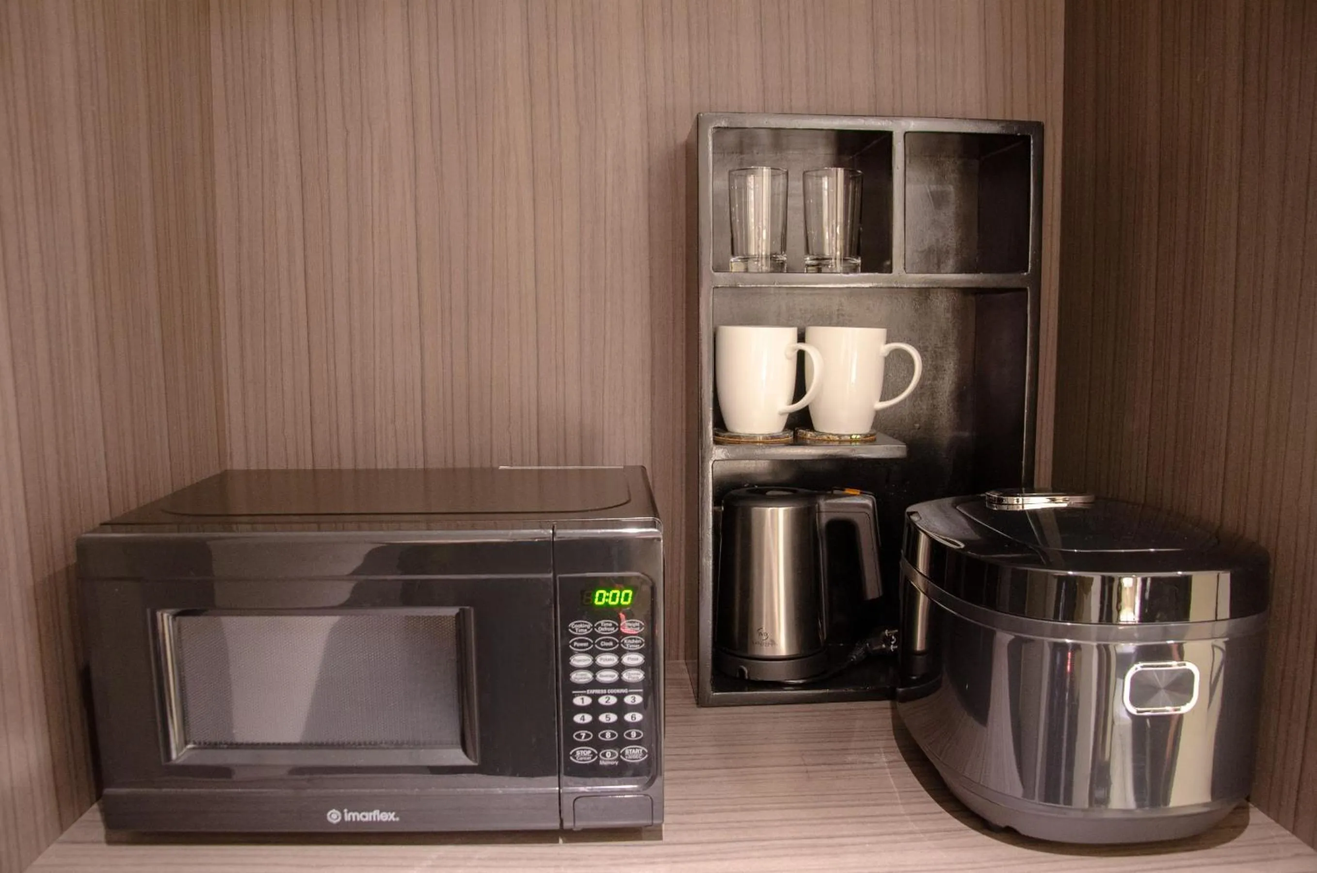 Coffee/tea facilities in Newport Stay by Runway Manila & Attractions