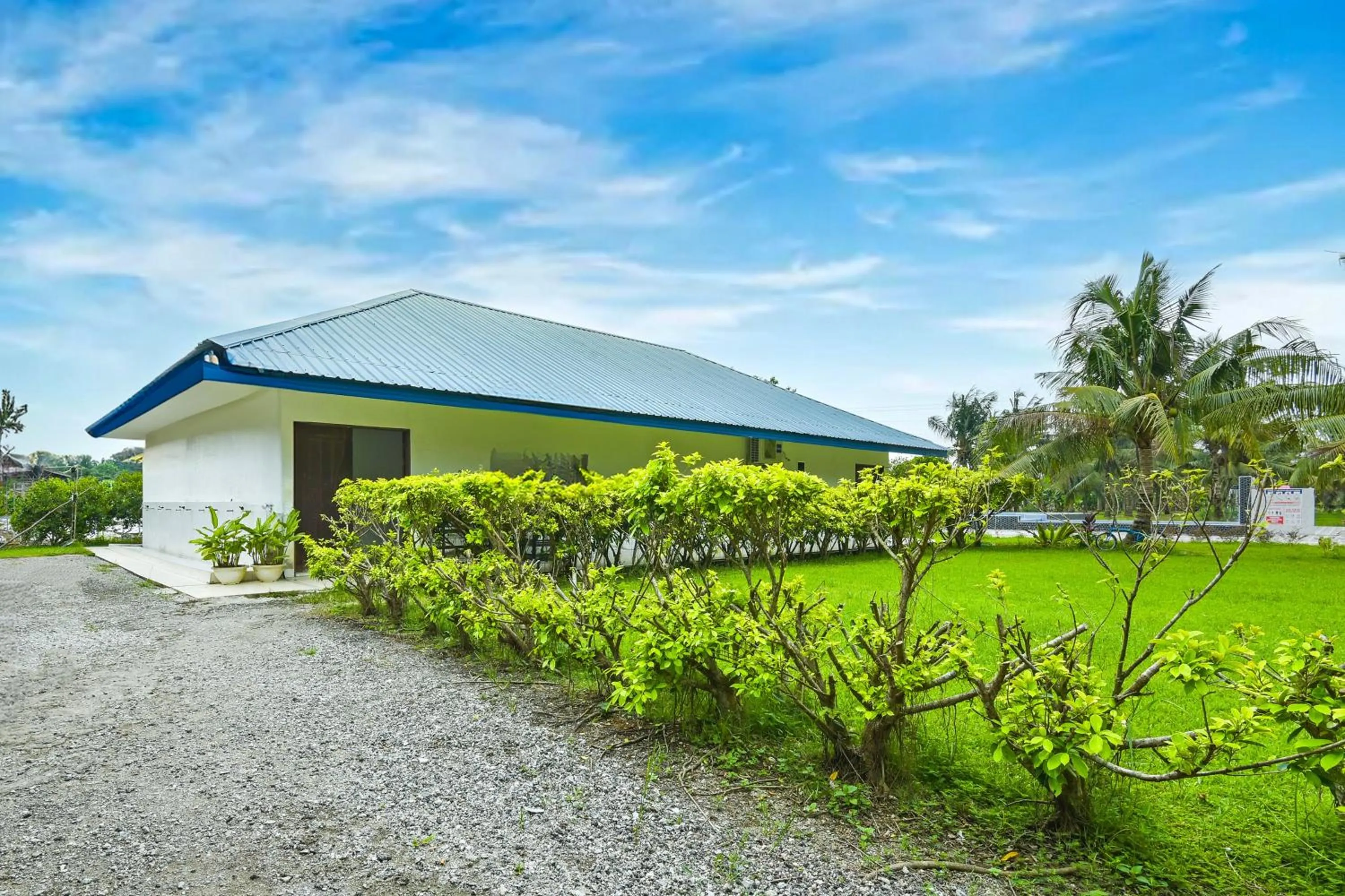Lobby or reception in Hotel O Asiacamp Chalet Tanjung Karang