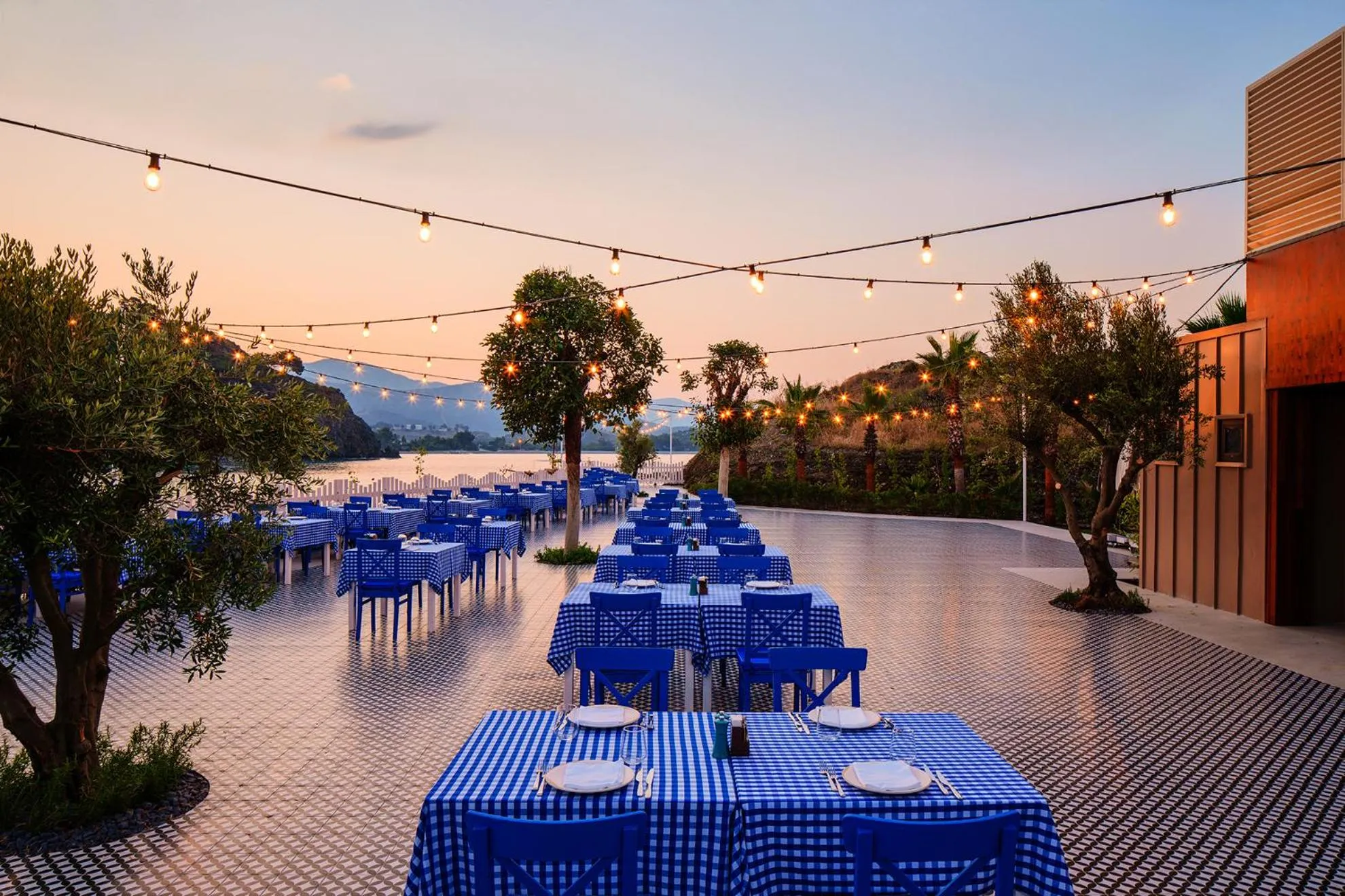 Restaurant/places to eat in XO CAPE ARNNA Fethiye