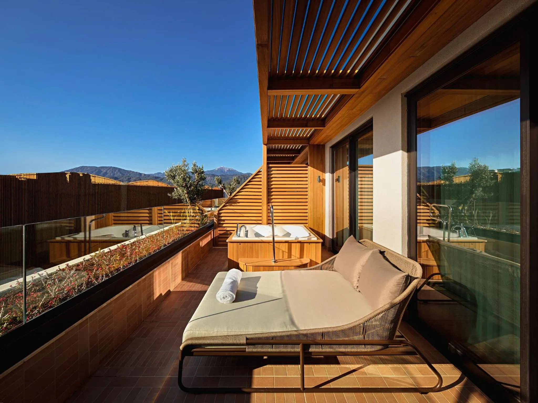 Day in XO CAPE ARNNA Fethiye