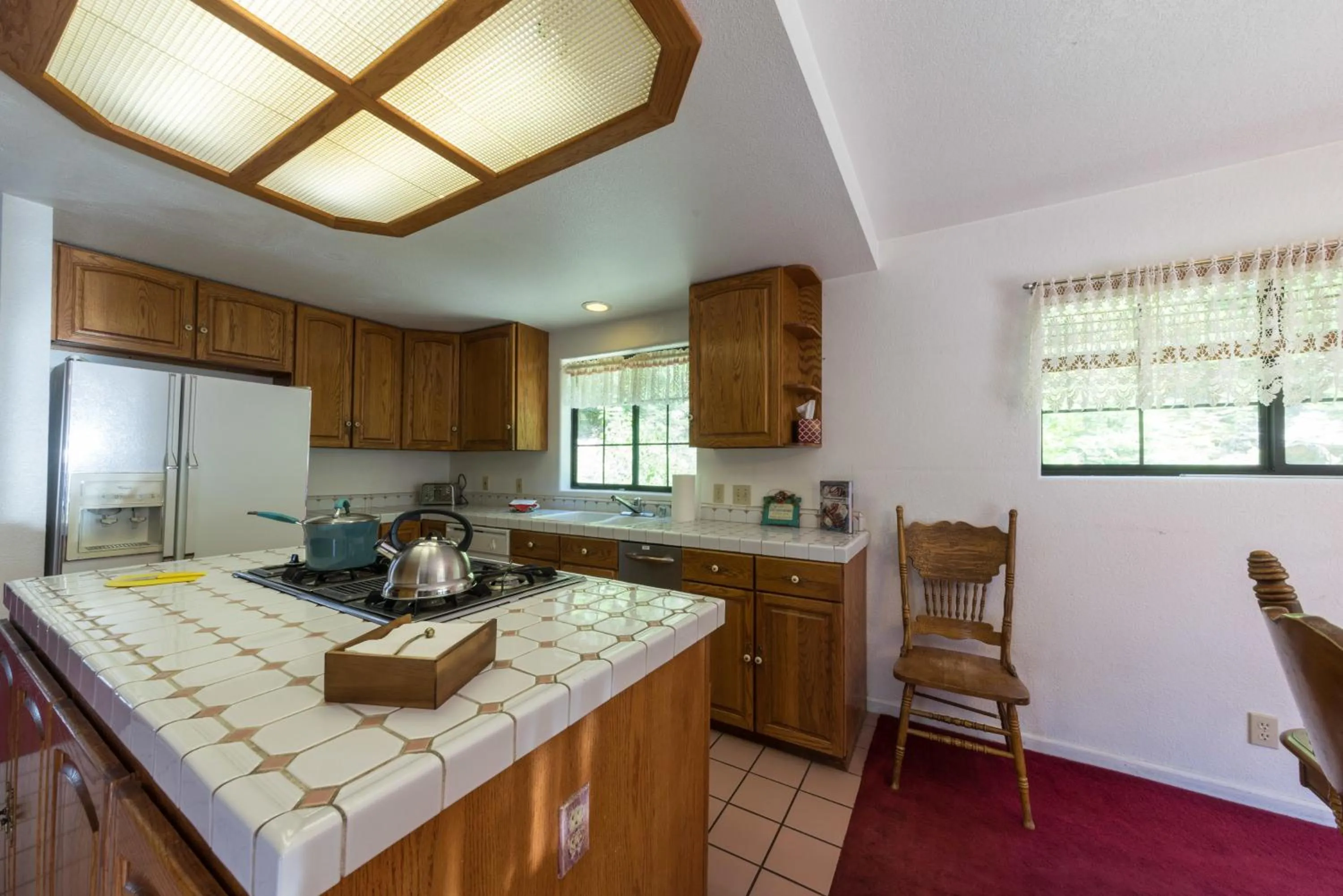 Living room in Inside Yosemite Mountain Beauty