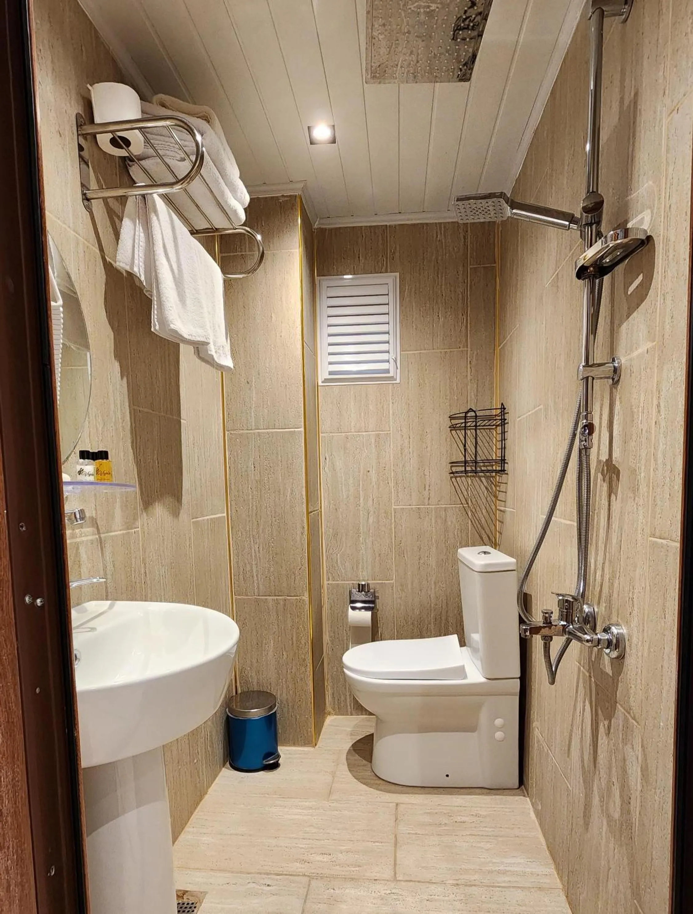 Bathroom in Capavista Cave House