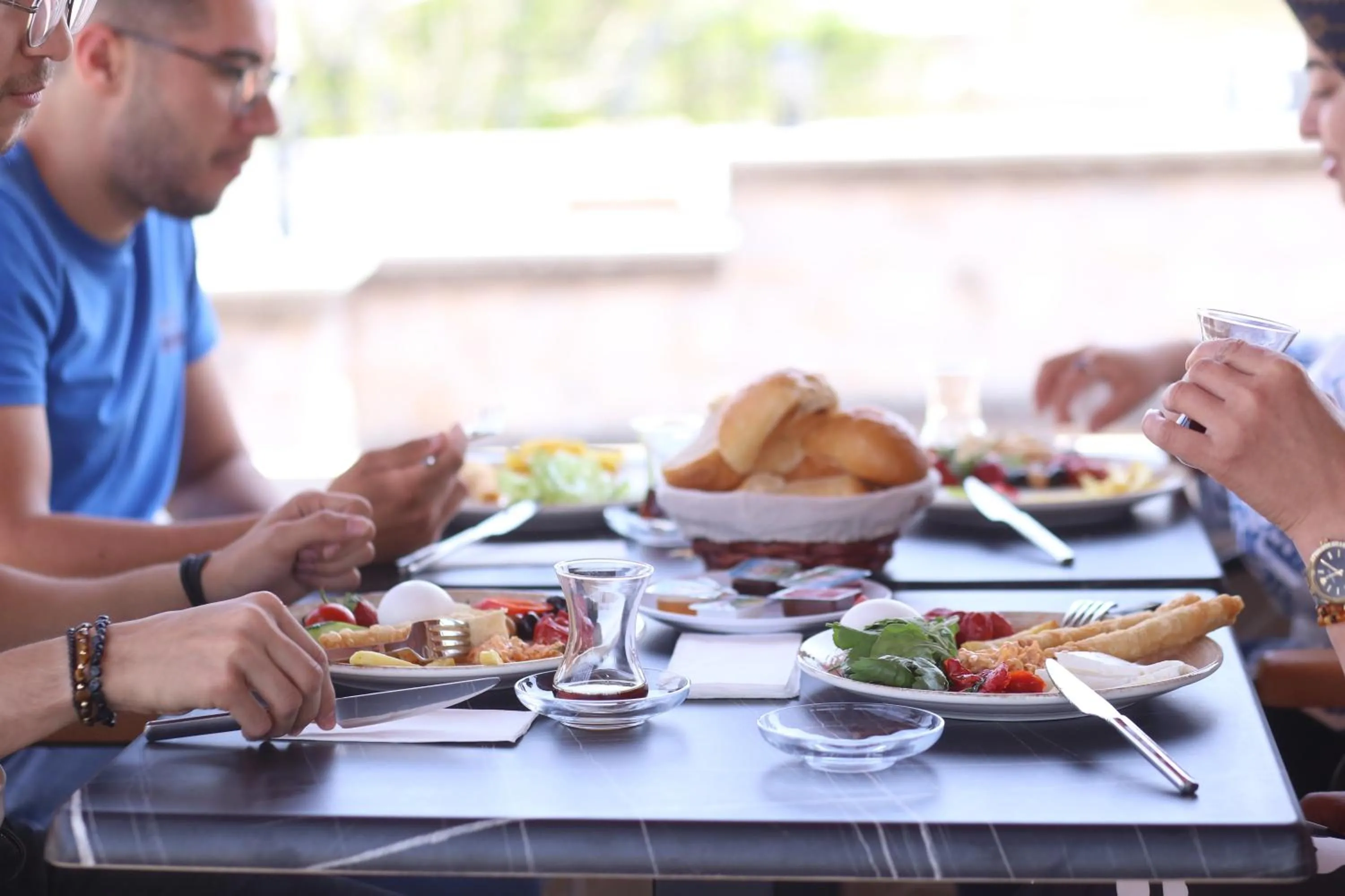 Breakfast in Capavista Cave House