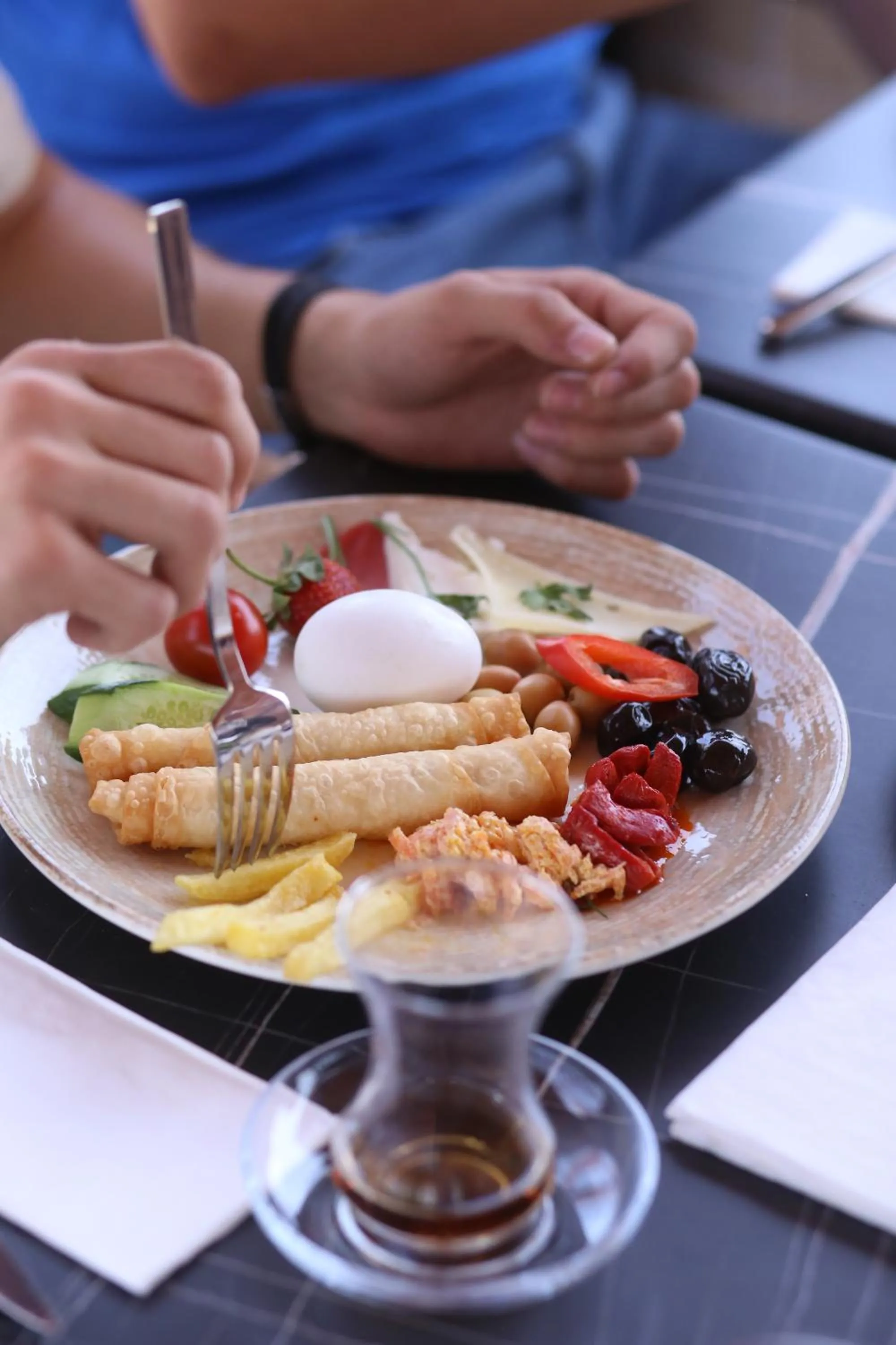 Breakfast in Capavista Cave House