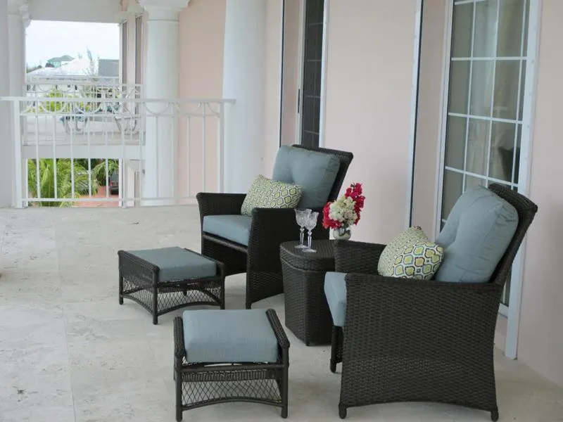 Ocean West Boutique Hotel