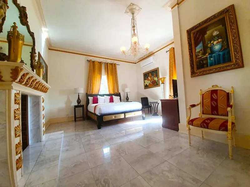 Bed in Ocean West Boutique Hotel