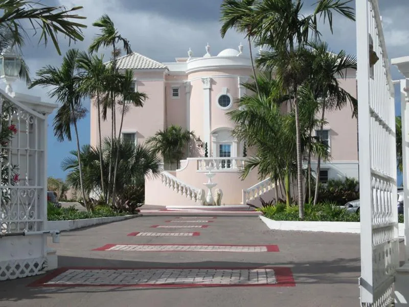 Ocean West Boutique Hotel