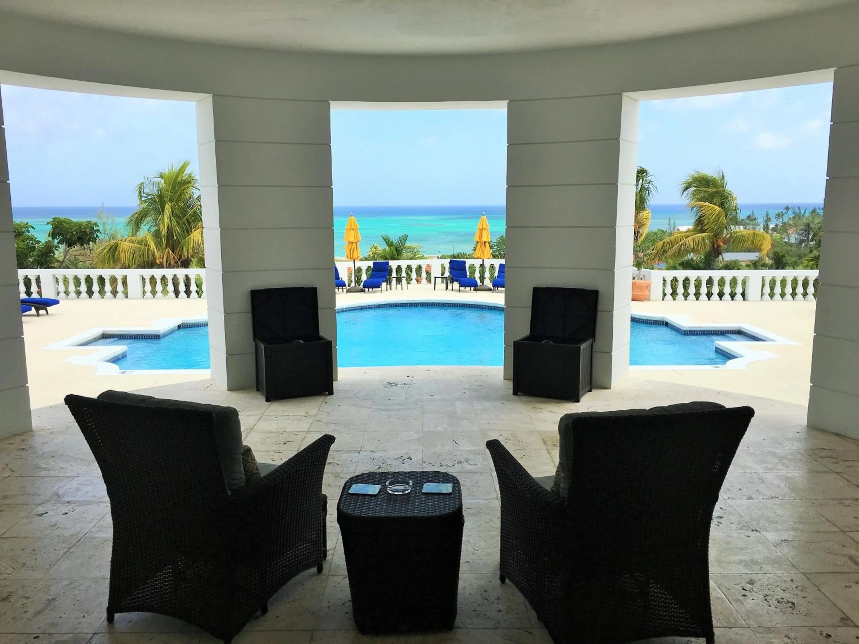 Ocean West Boutique Hotel