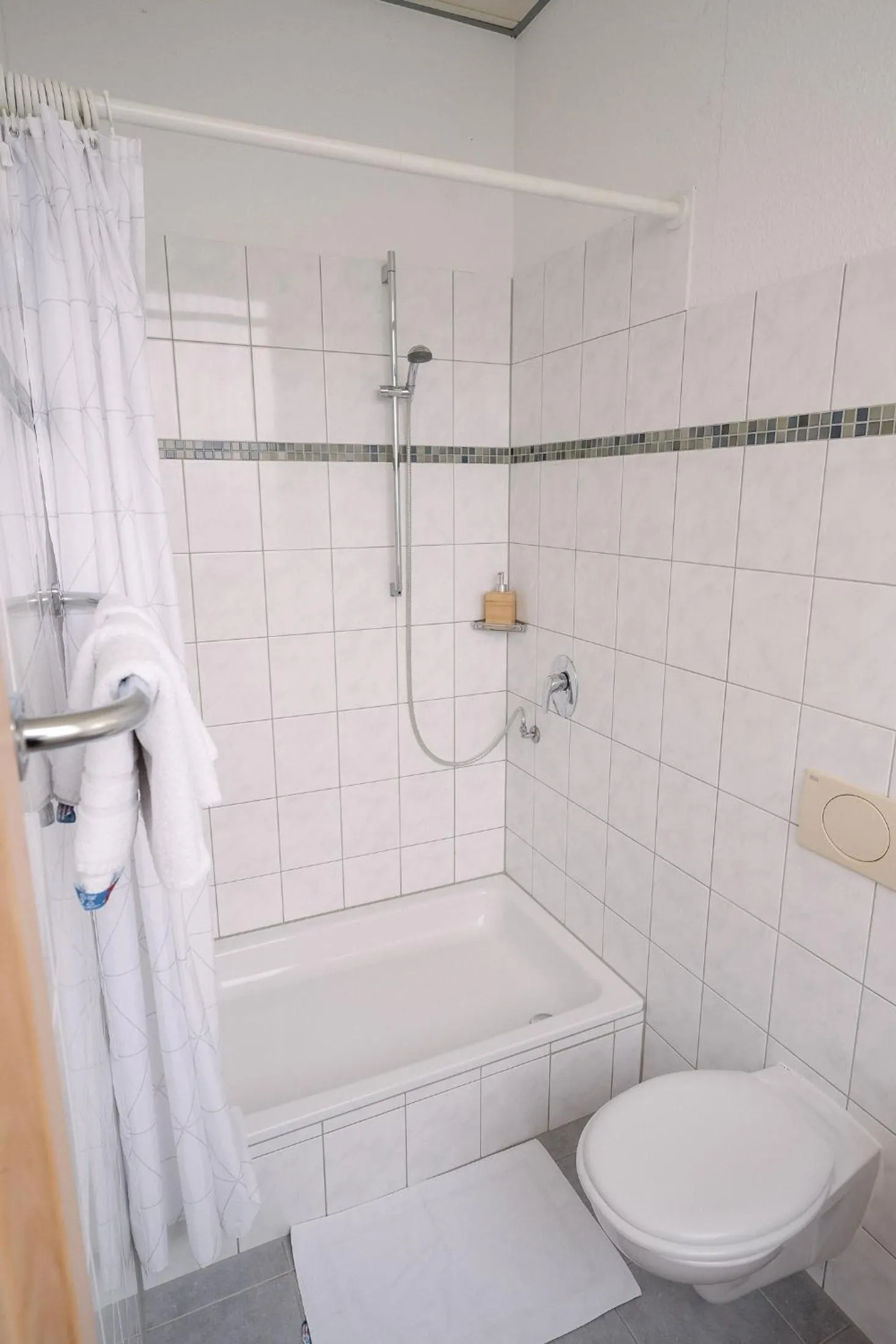 Shower in Hotel Spilburg