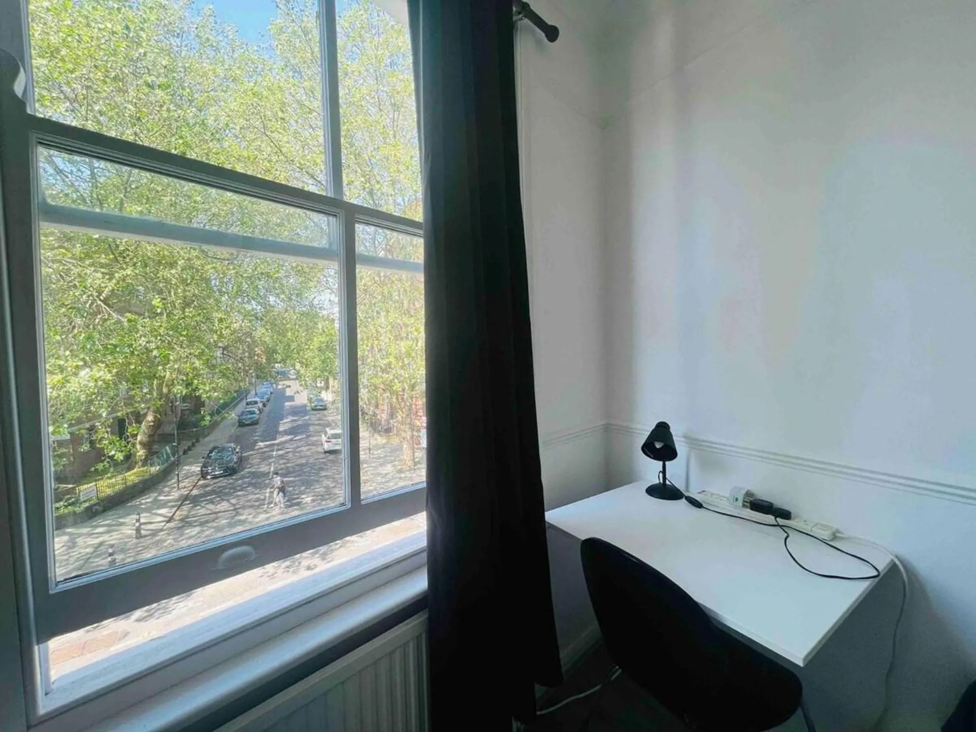 Day, Bed in Private Rooms Sleeps 7 with Wi-Fi
