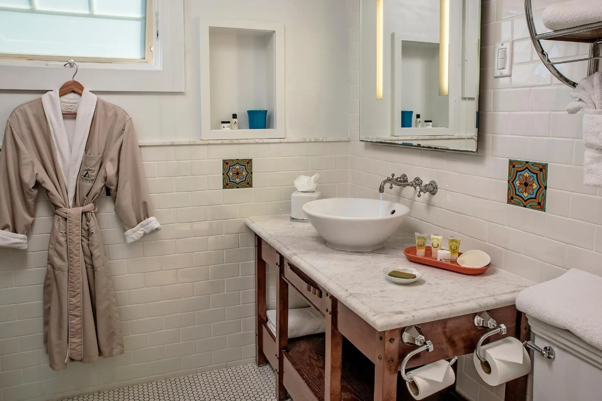 Shower, Bathroom in The Avalon Hotel in Catalina Island