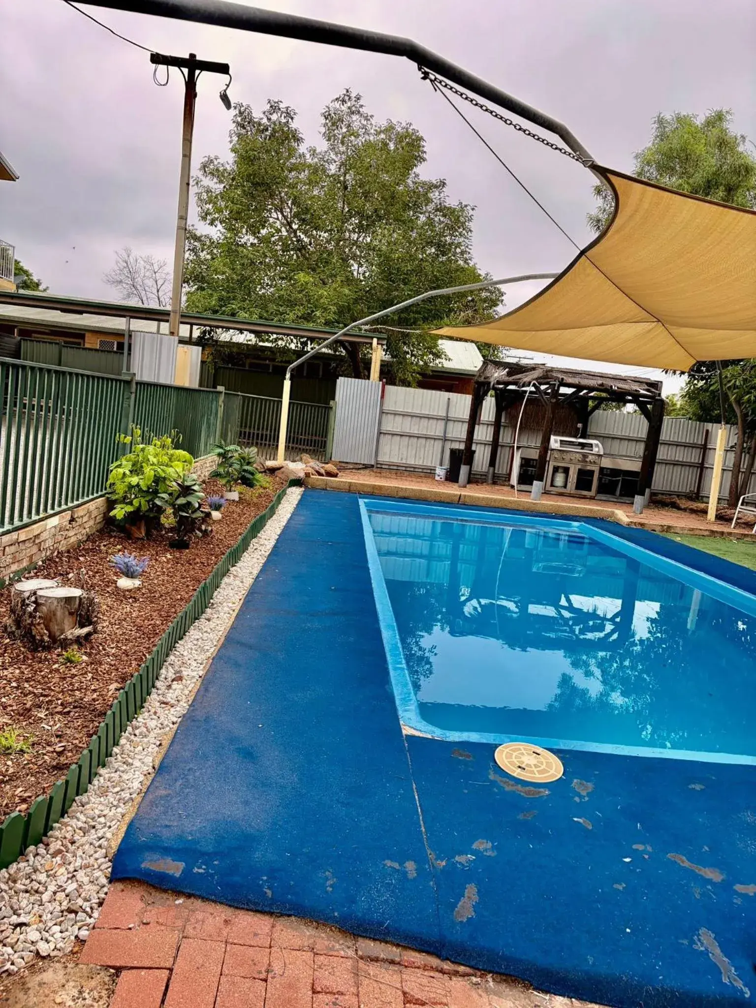 Swimming pool in Townview Motel Swimming pool in Townview Motel